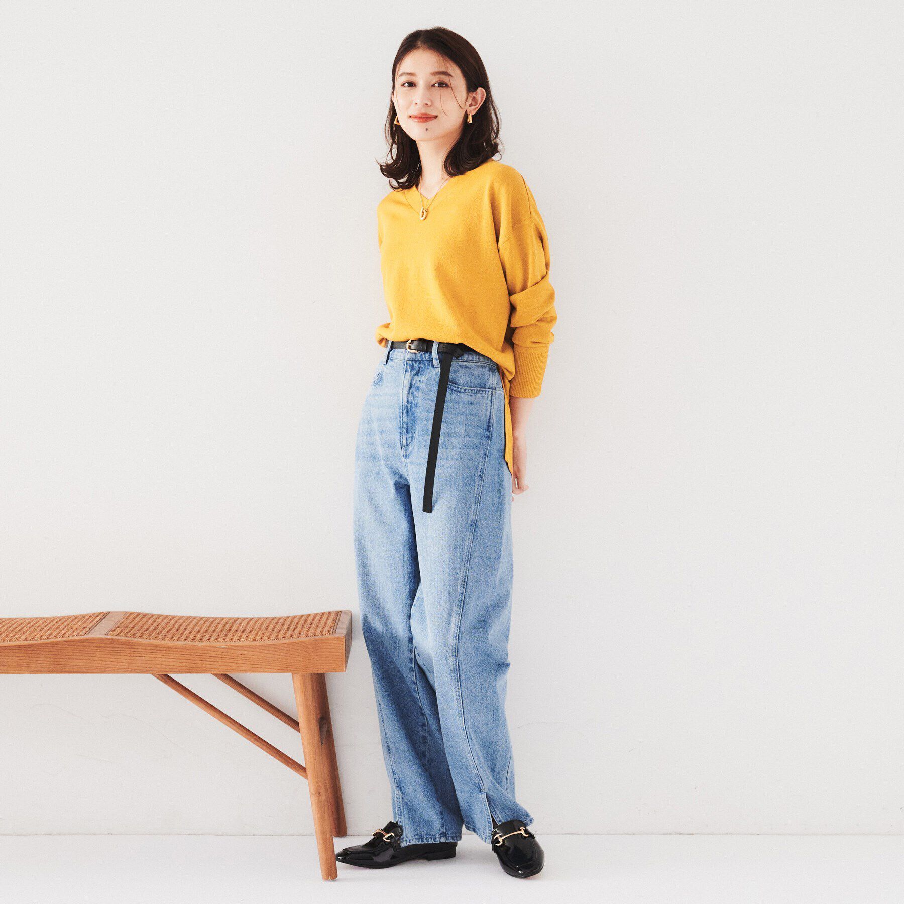 UNTITLED「【薄手/ゆったり/体型カバー】ドライレーヨン Vネックニット」|ニット・セーター|