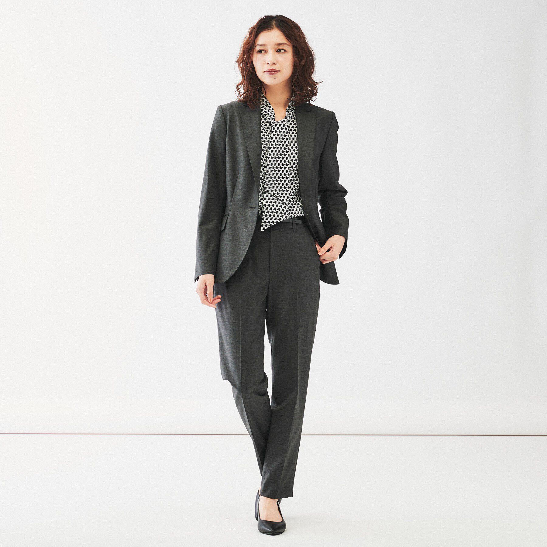 UNTITLED「【通勤スーツ/日本製】ウーステッド テーパードパンツ」|その他|