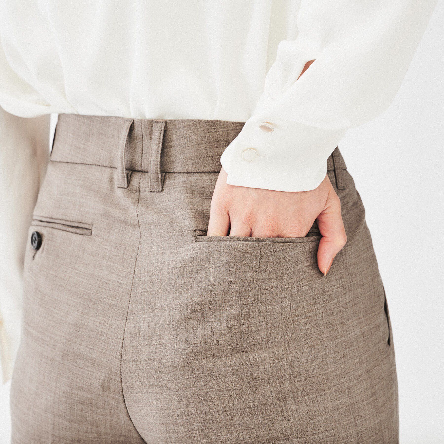 UNTITLED「【通勤スーツ/日本製】ウーステッド テーパードパンツ」|その他|