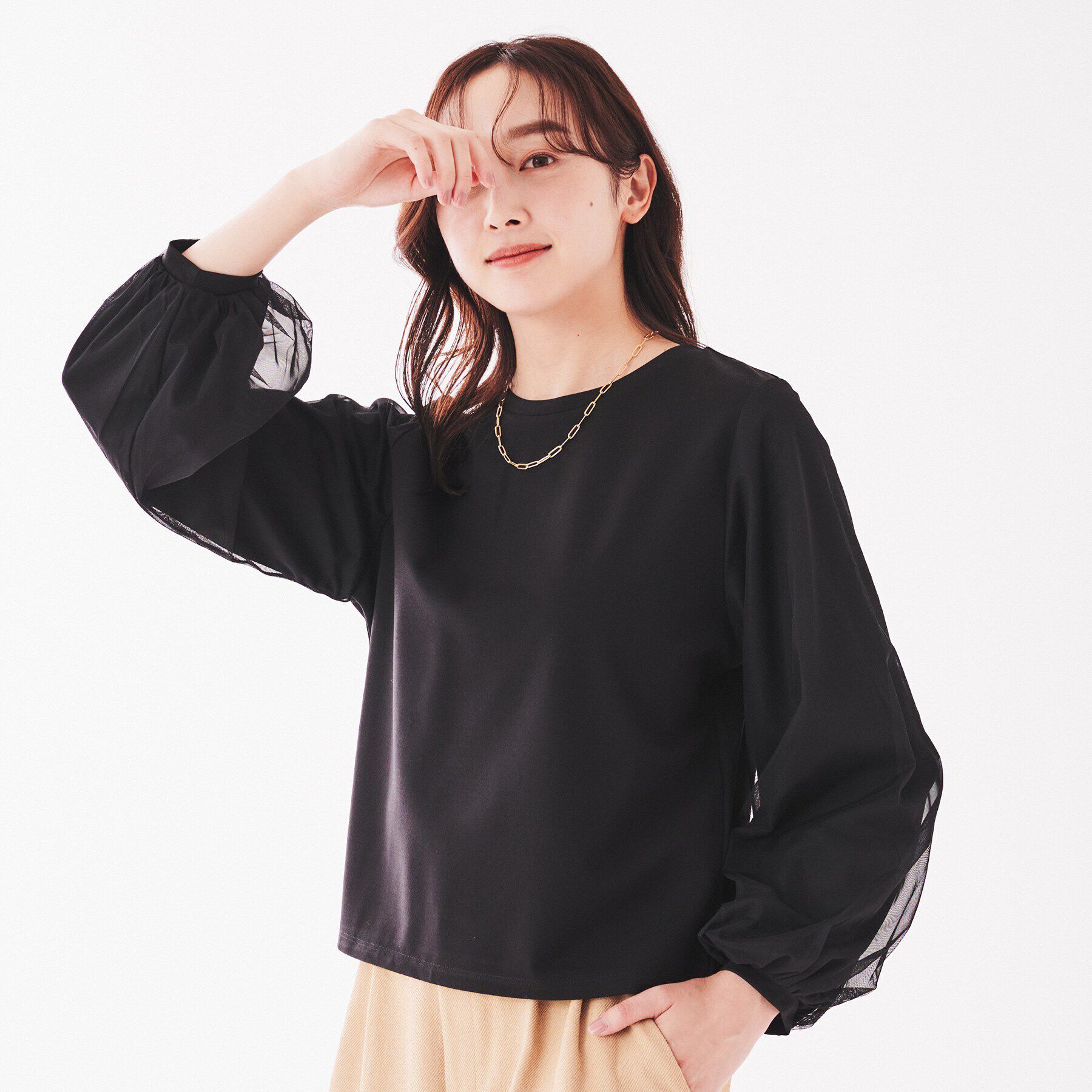 UNTITLED「【洗える/すっきり丈/きれいめ】ストレッチポンチ袖チュールカットソー」|Tシャツ・カットソー|