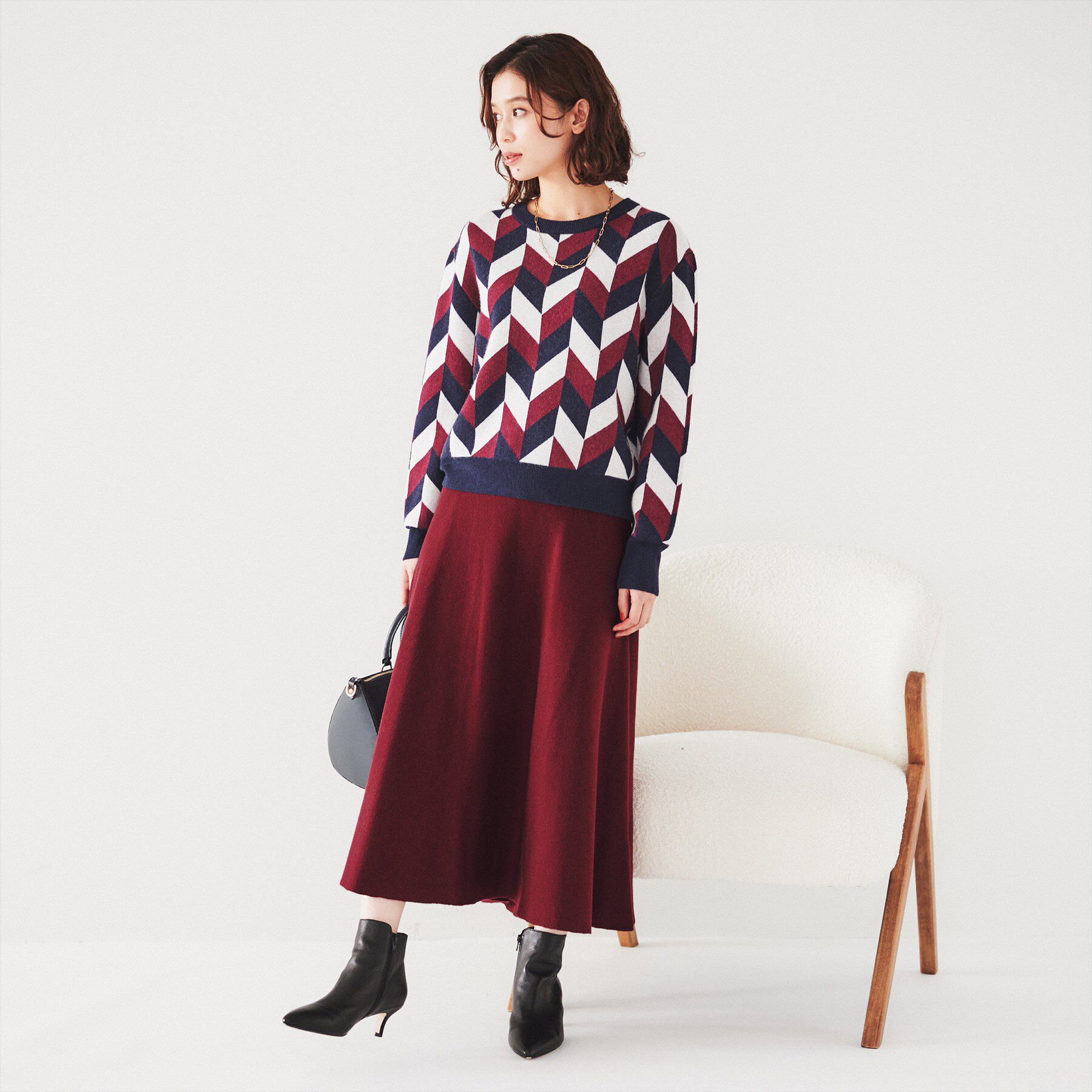 UNTITLED「【セットアップ可能/スウェットライク】セミフレアニットスカート」|スカート|