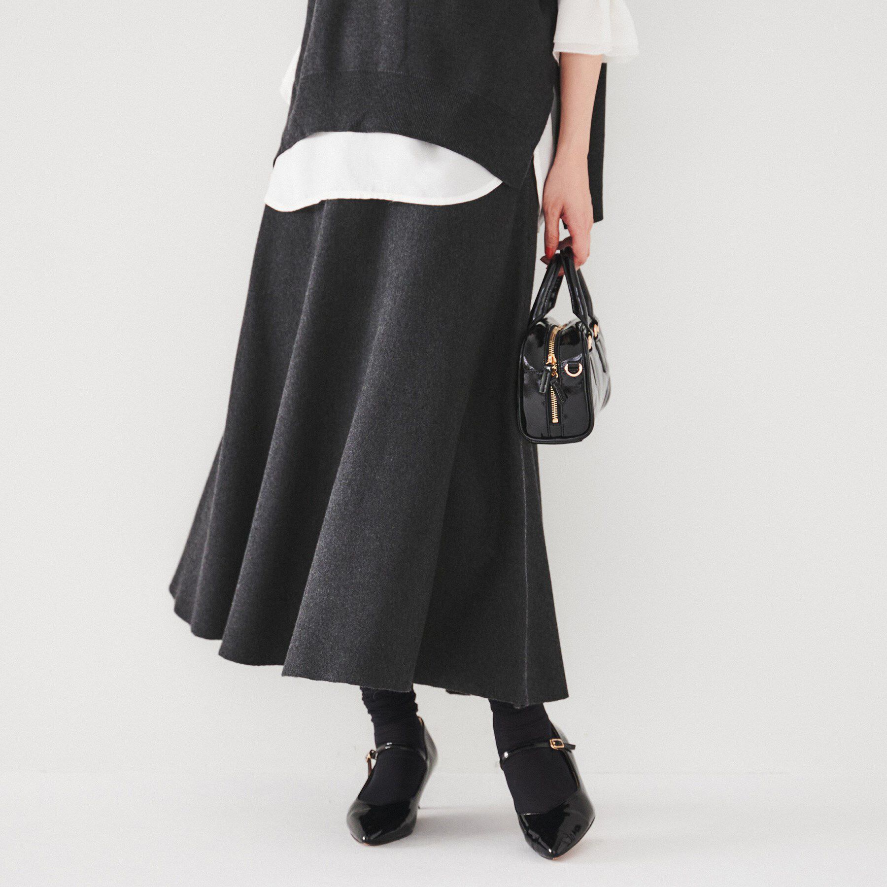 UNTITLED「【セットアップ可能/スウェットライク】セミフレアニットスカート」|スカート|