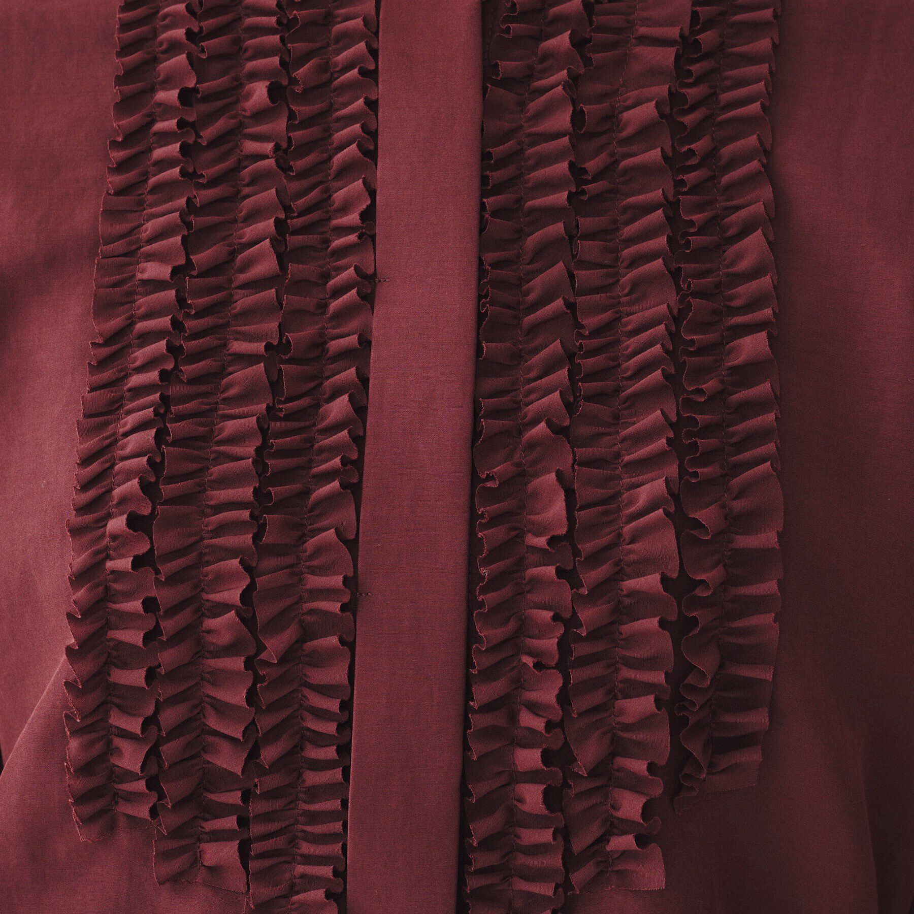 UNTITLED「【オンオフ使える/洗える】長袖フリルブラウス」|シャツ・ブラウス|