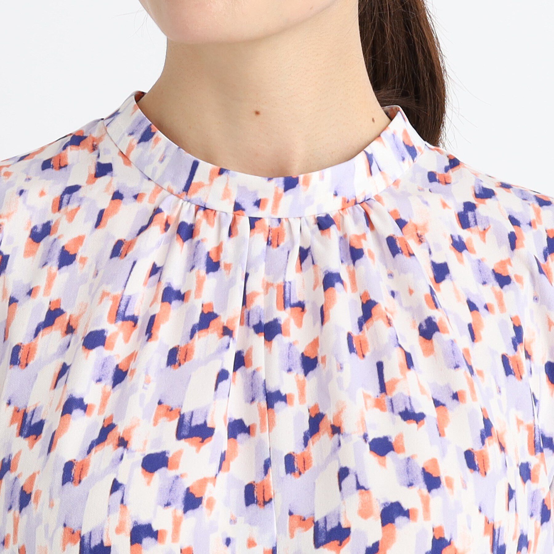 Reflect「【マシンウォッシュ可／セットアップ可】パフスリーブプリントブラウス」|シャツ・ブラウス|