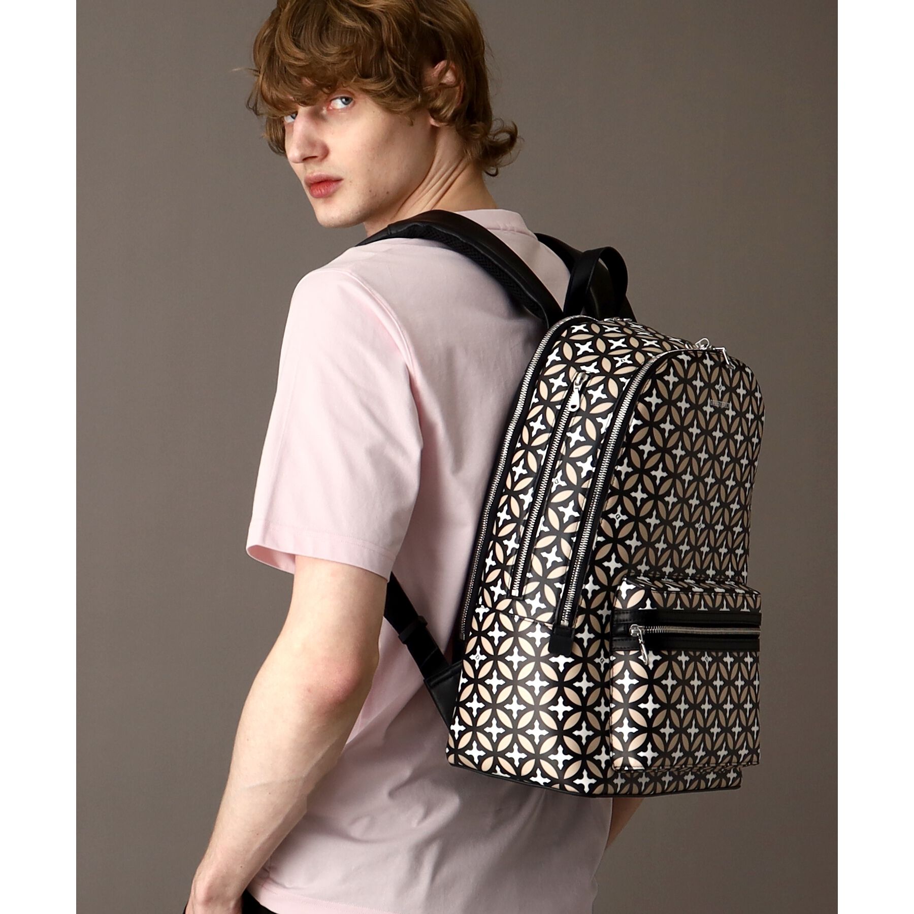 DRESSTERIOR「オーバーラップサークル バックパック」|リュック|