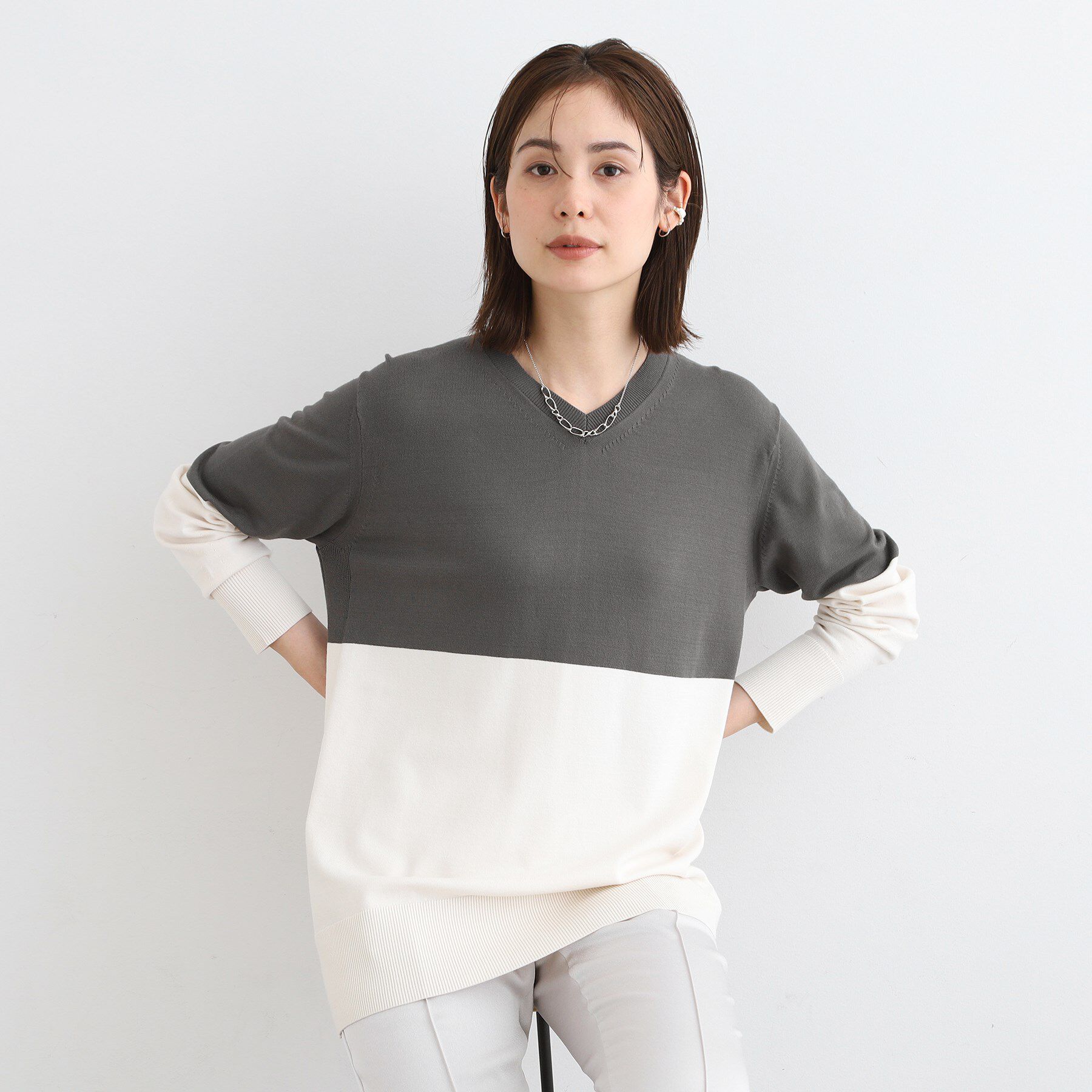 INDIVI「【洗える】Vネックチュニックニット」|ニット・セーター|