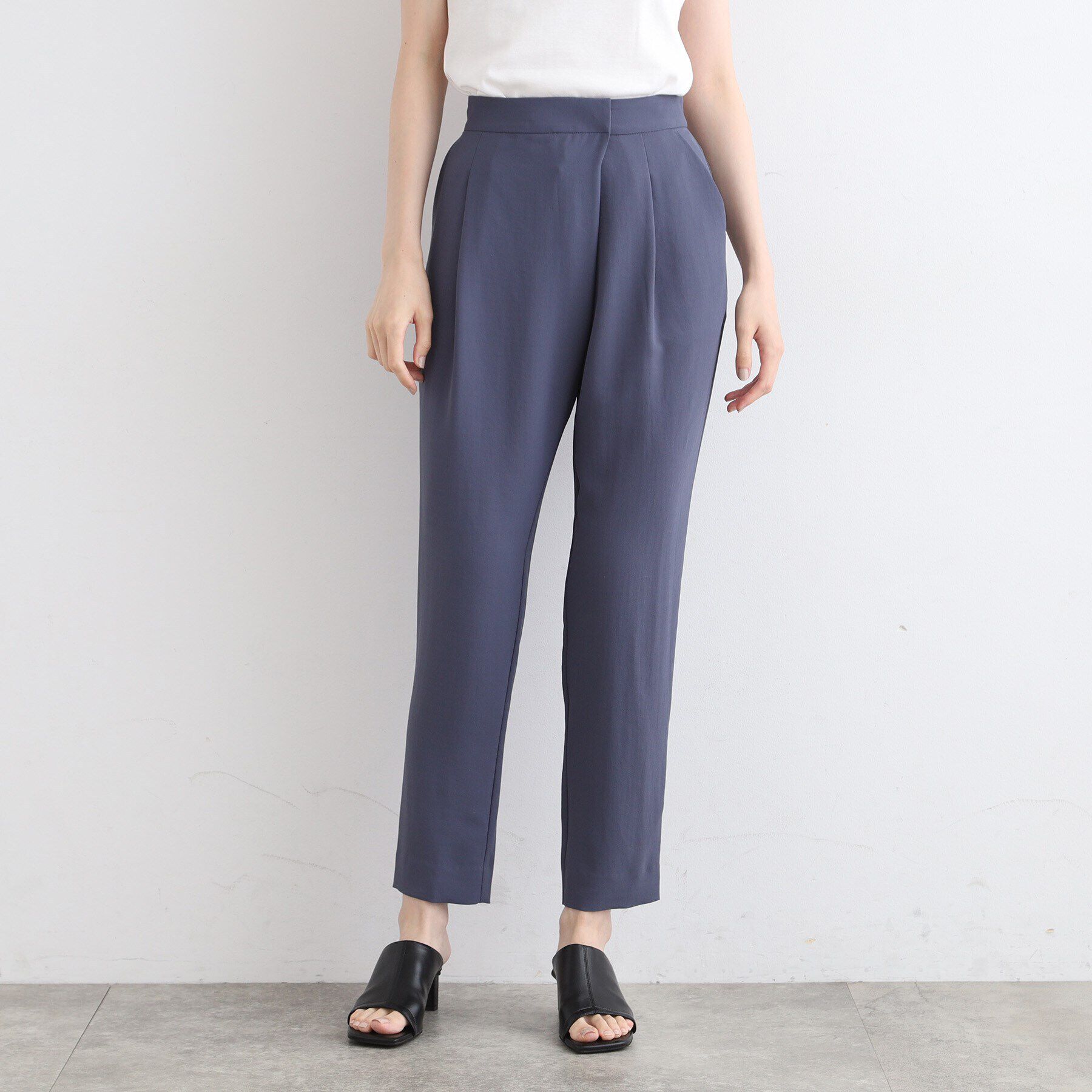 INDIVI「【洗える／UVケア／SETUP可能】ラップ風テーパードパンツ」|その他|