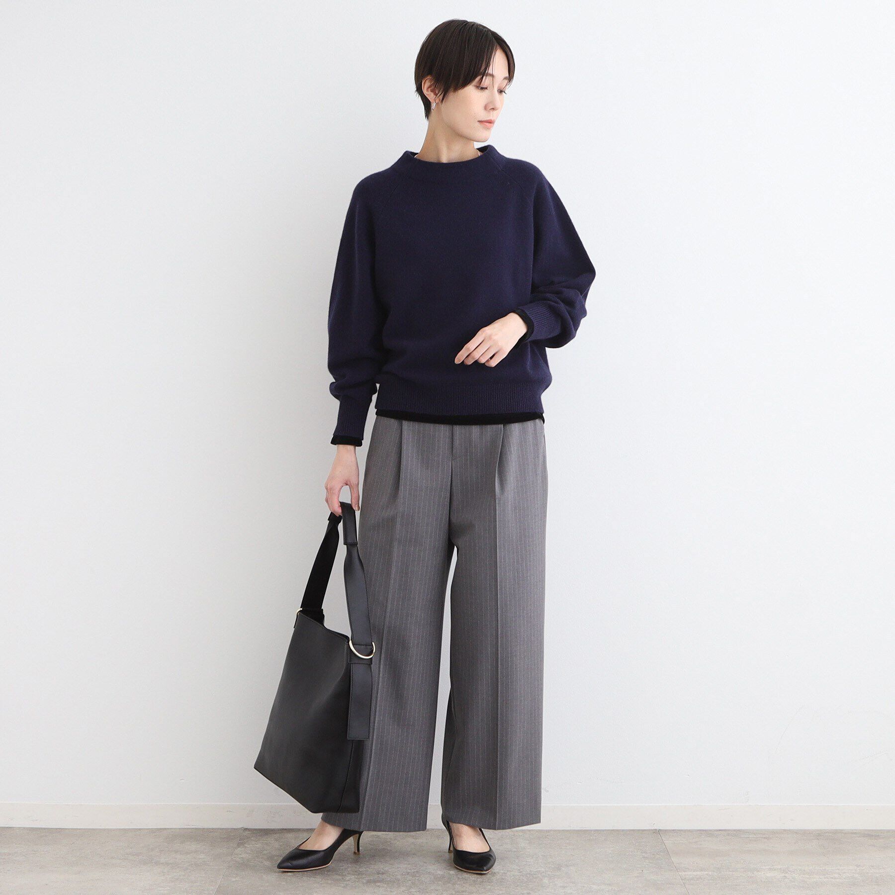 INDIVI「【カシミヤ混】ボリュームスリーブ ボトルネックニット」|ニット・セーター|