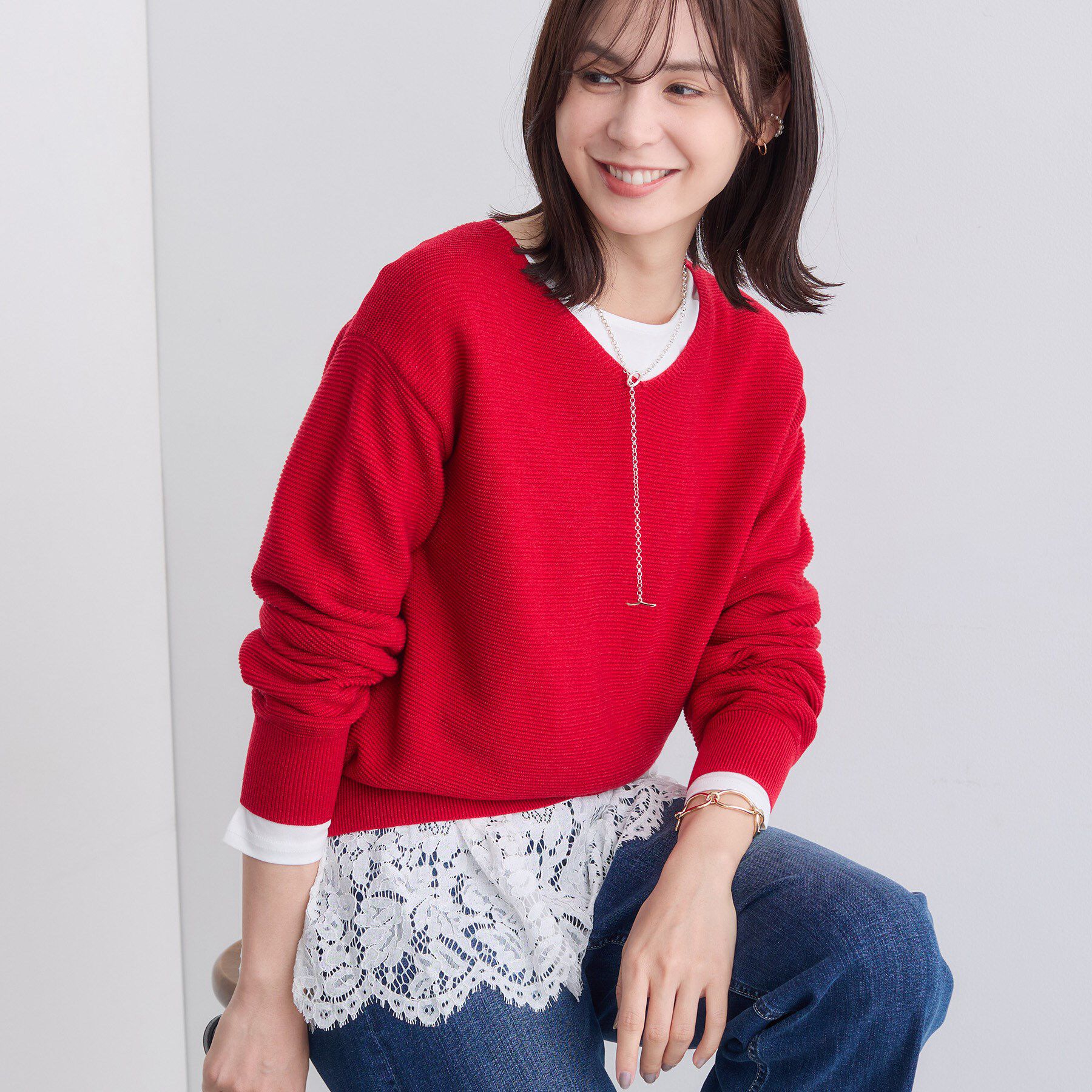 INDIVI「【ウール混ラメ素材】Vネック煌めきニット」|ニット・セーター|ボルドー(064)