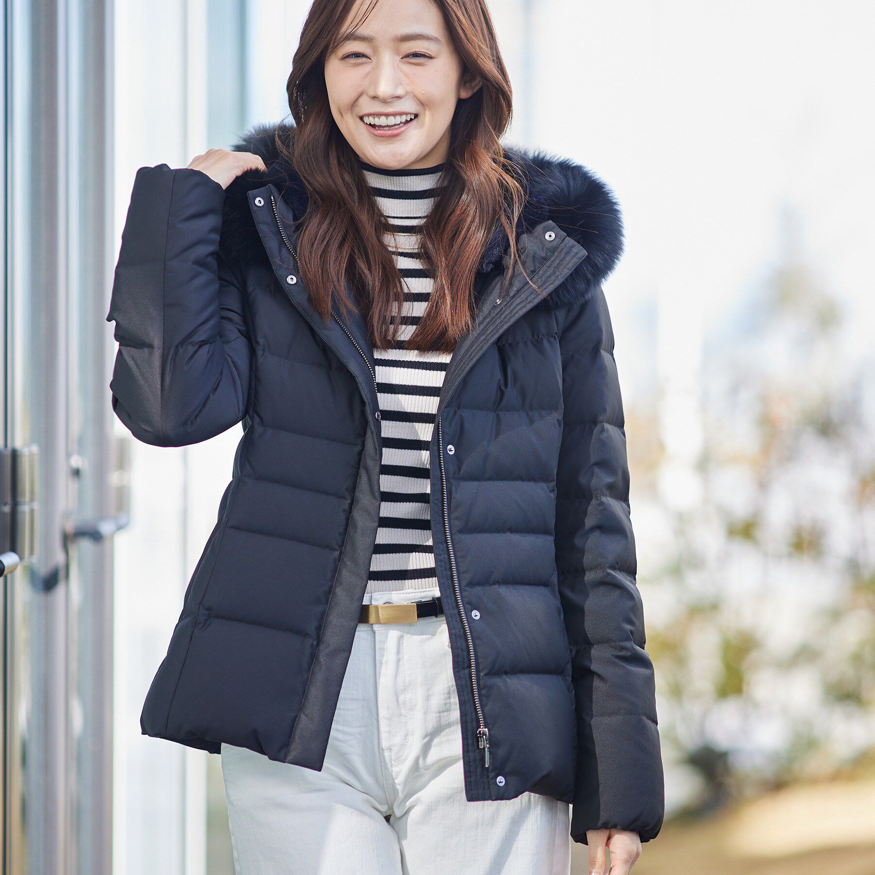 INDIVI「【名品／撥水／抗菌防臭】ショート丈リサイクルダウンコート」|ダウン|ネイビー(094)