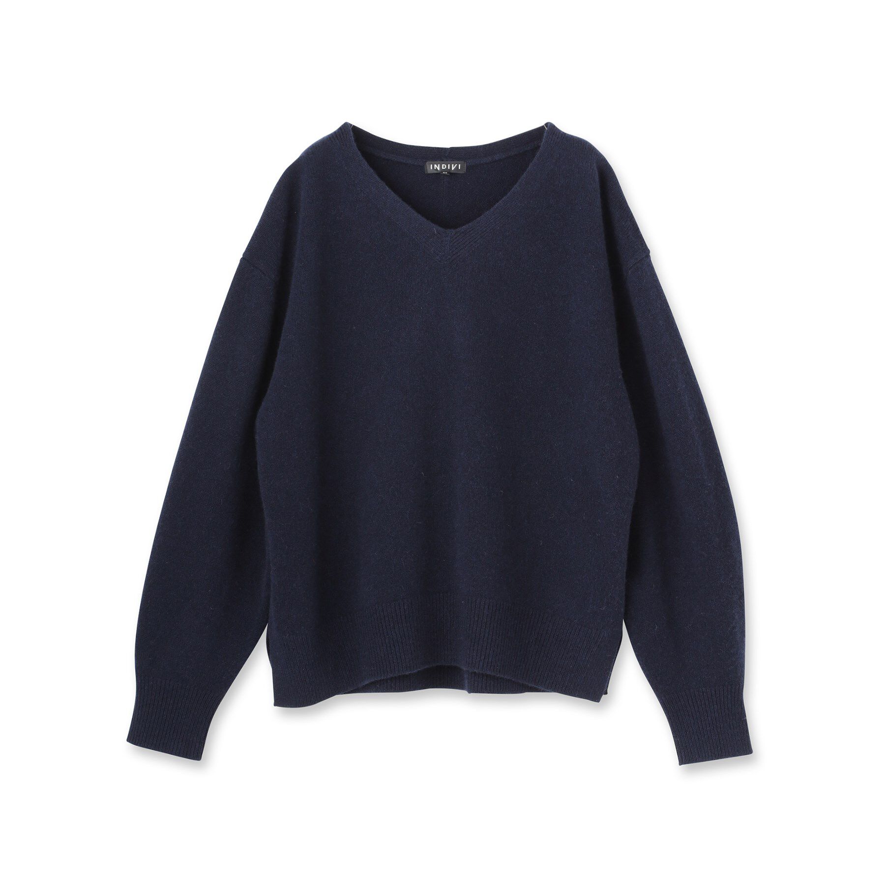 INDIVI「【洗える／カシミヤ混】ミドルゲージVネックニット」|ニット・セーター|