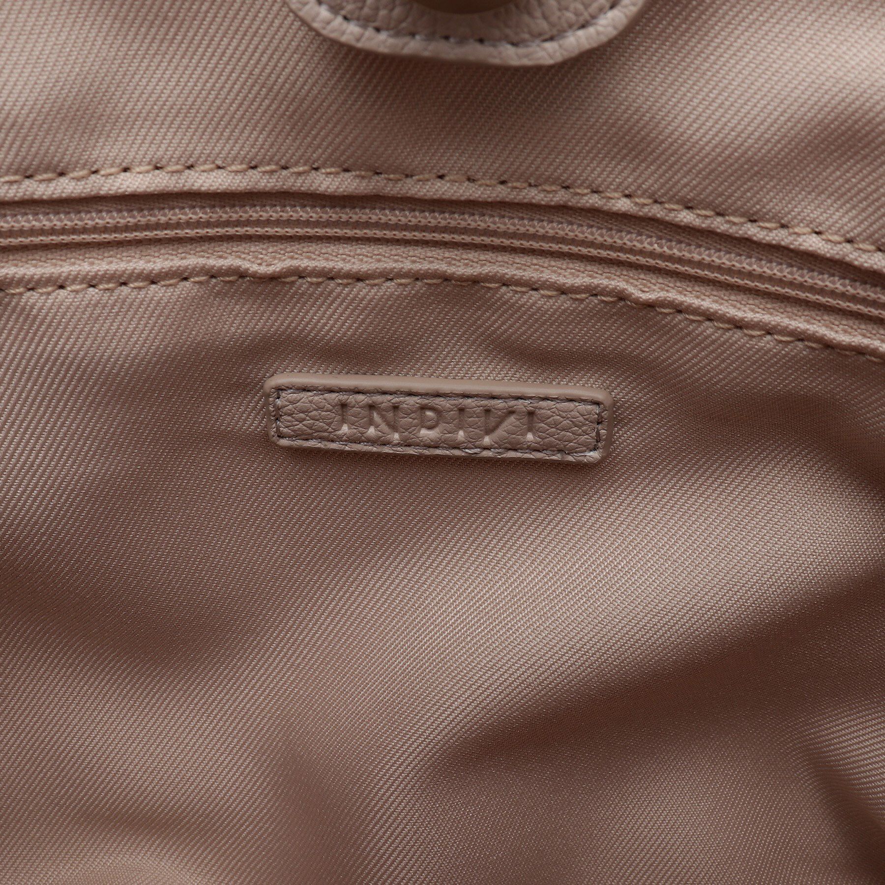 INDIVI「【ミドルサイズ／合皮／ショルダー付】スタッズ風メタルバッグ」|ショルダー・メッセンジャー|