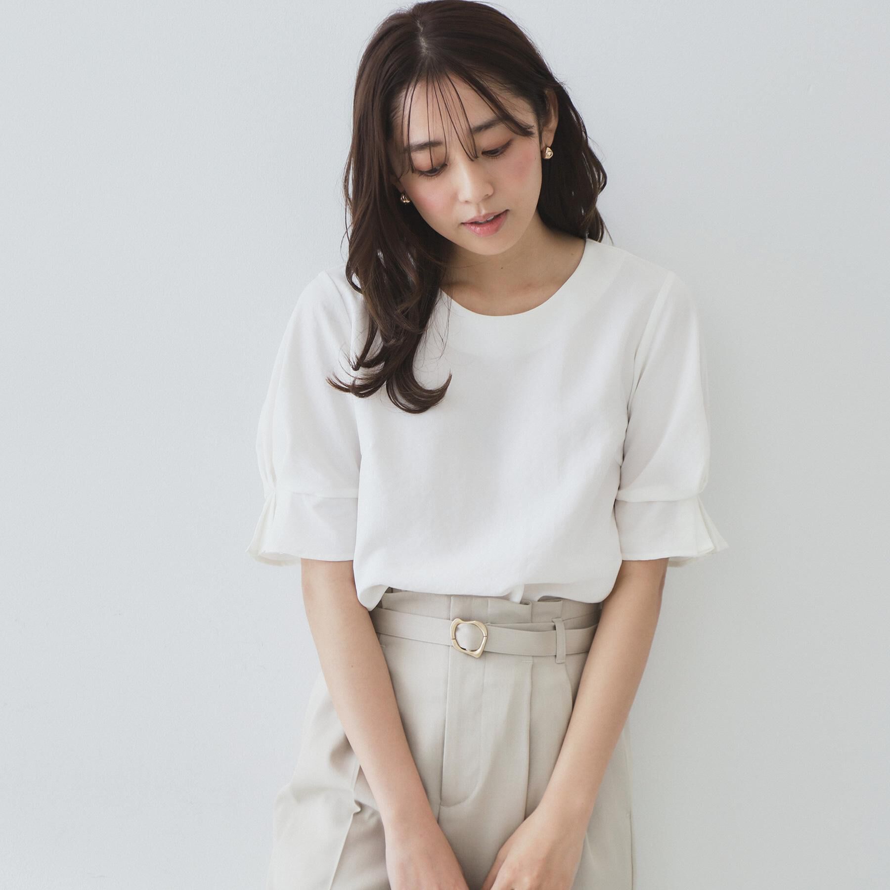 index「《8色展開/XS-LLサイズ》タックパフスリーブブラウス【洗濯機洗い可/吸水速乾/防シワ/抗ピル】」|シャツ・ブラウス|