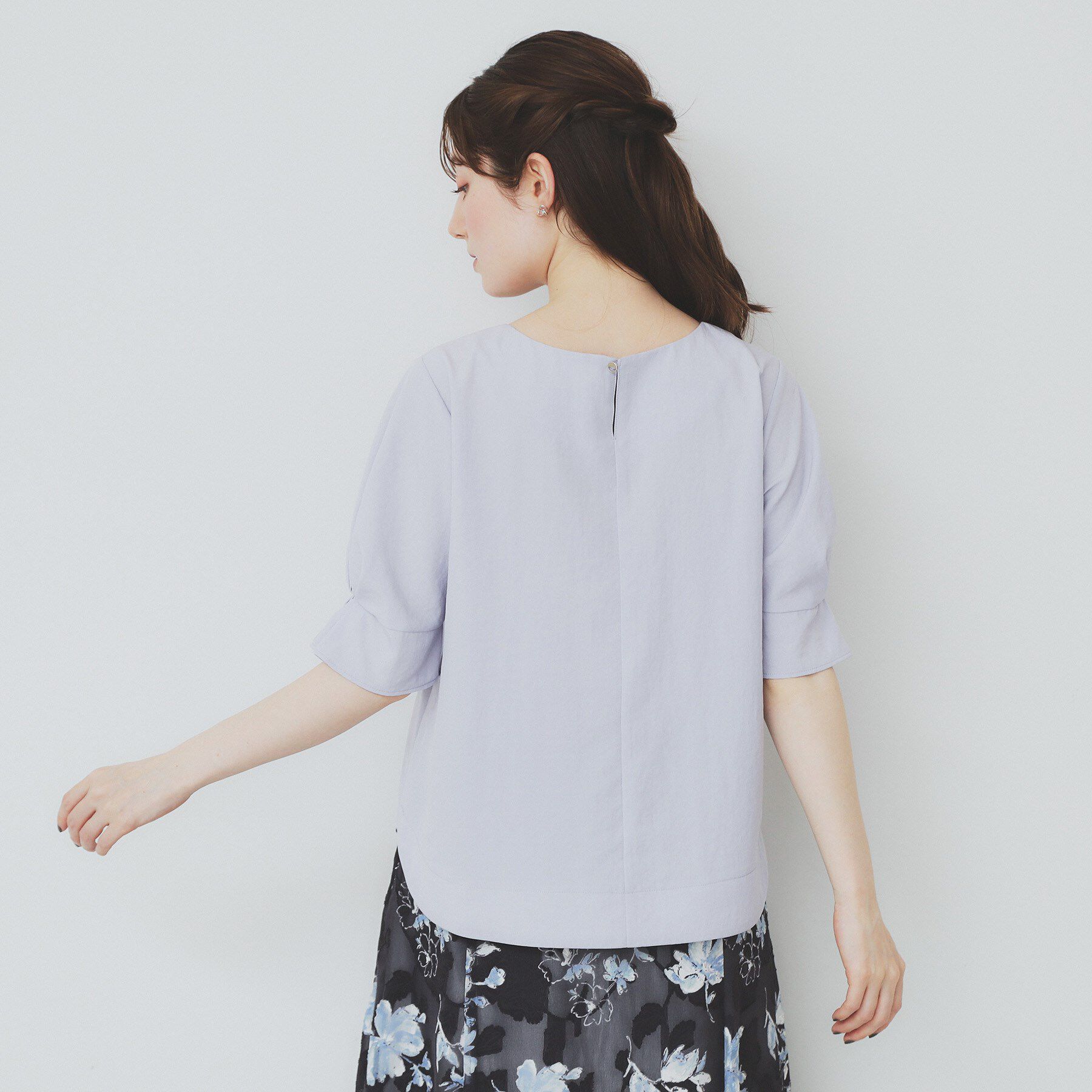 index「《8色展開/XS-LLサイズ》タックパフスリーブブラウス【洗濯機洗い可/吸水速乾/防シワ/抗ピル】」|シャツ・ブラウス|