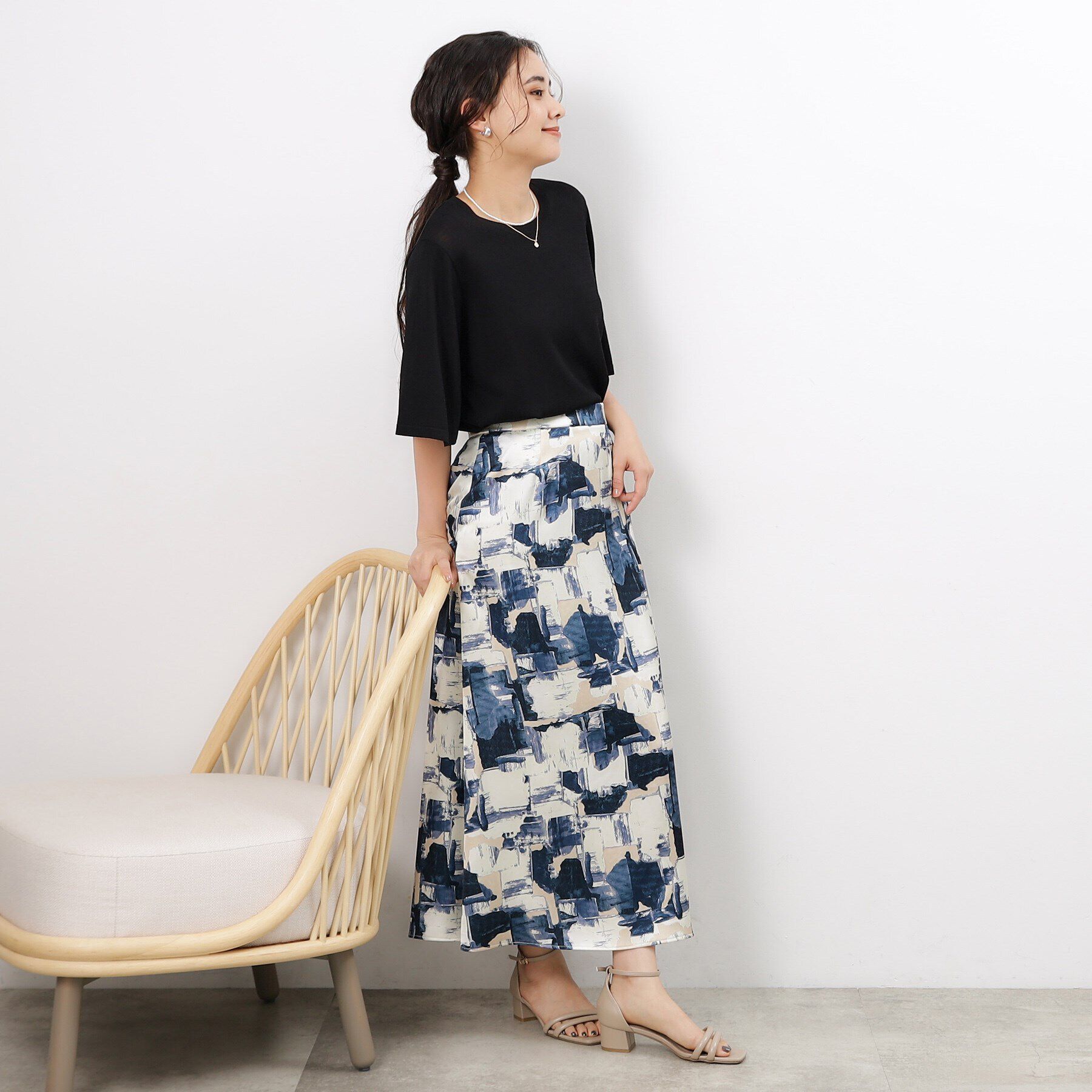 OPAQUE.CLIP「幾何プリント サテンナローフレアスカート【洗濯機洗い可】」|スカート|