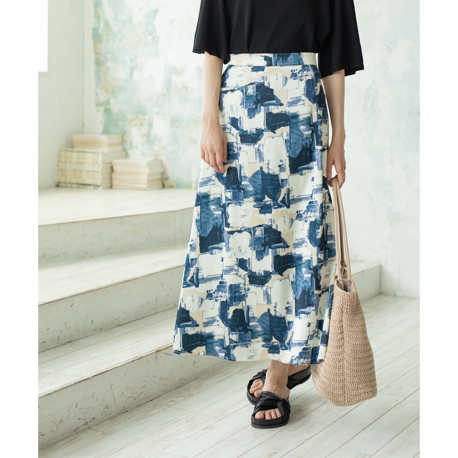 OPAQUE.CLIP「幾何プリント サテンナローフレアスカート【洗濯機洗い可】」|スカート|