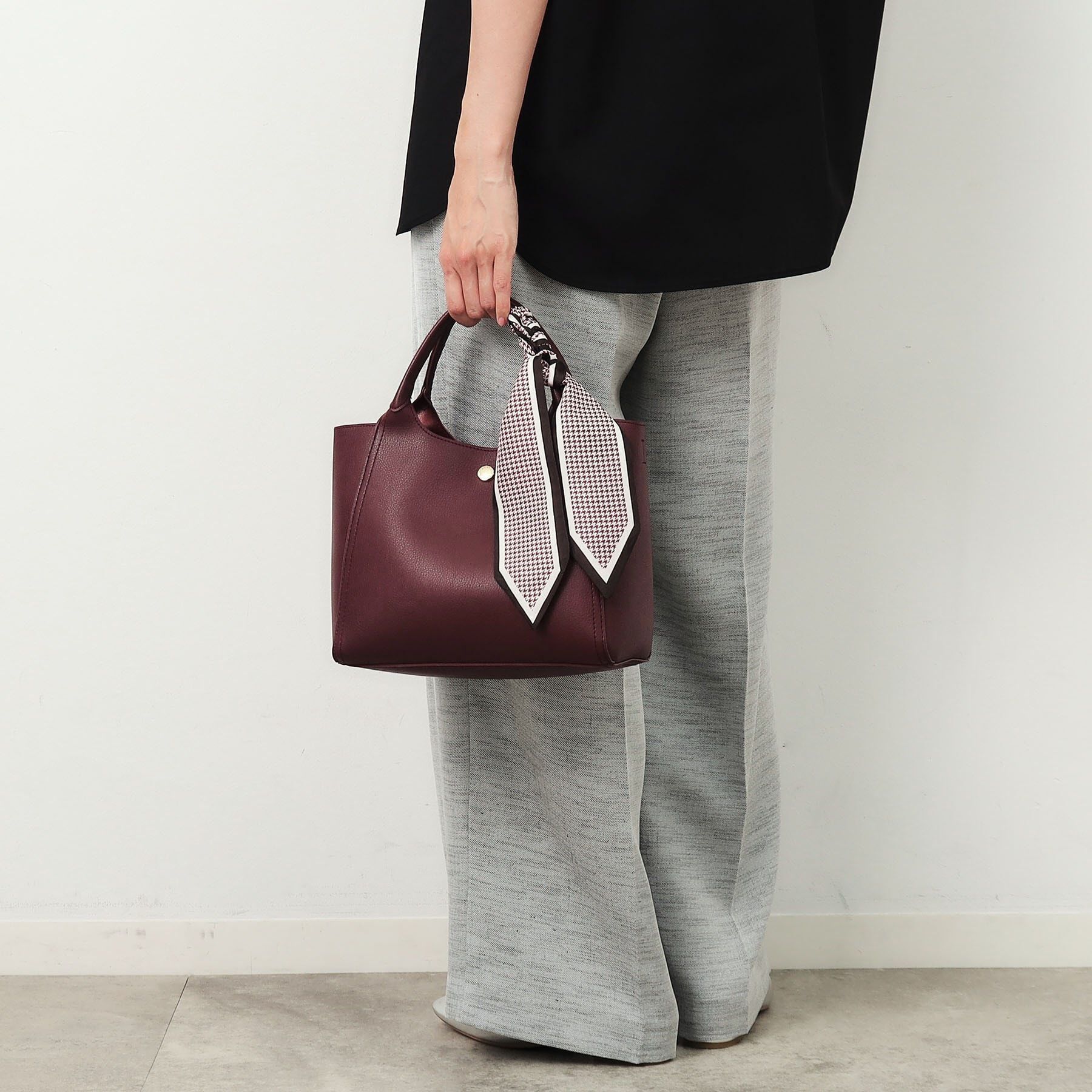 OPAQUE.CLIP「【2WAY】千鳥柄スカーフ付き合皮ミドルトートバッグ」|トートバッグ|