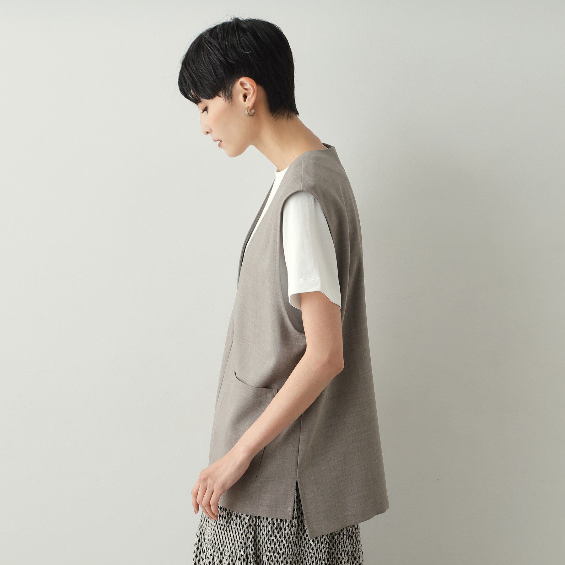 OPAQUE.CLIP「Vネックプルオーバージレ【洗濯機洗い可】」|ベスト・ジレ|