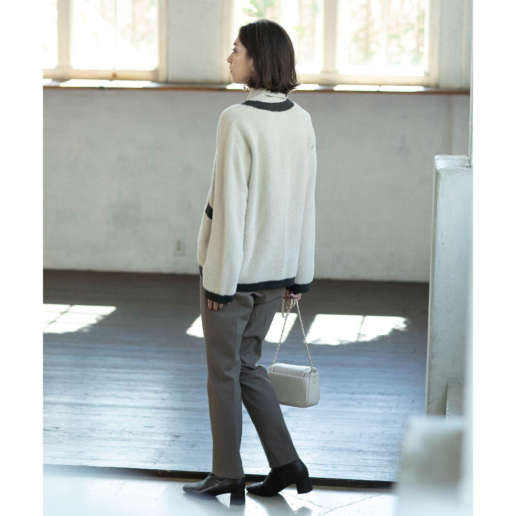 OPAQUE.CLIP「フェザーヤーン配色Vネックカーディガン【洗濯機洗い可】」|カーディガン|