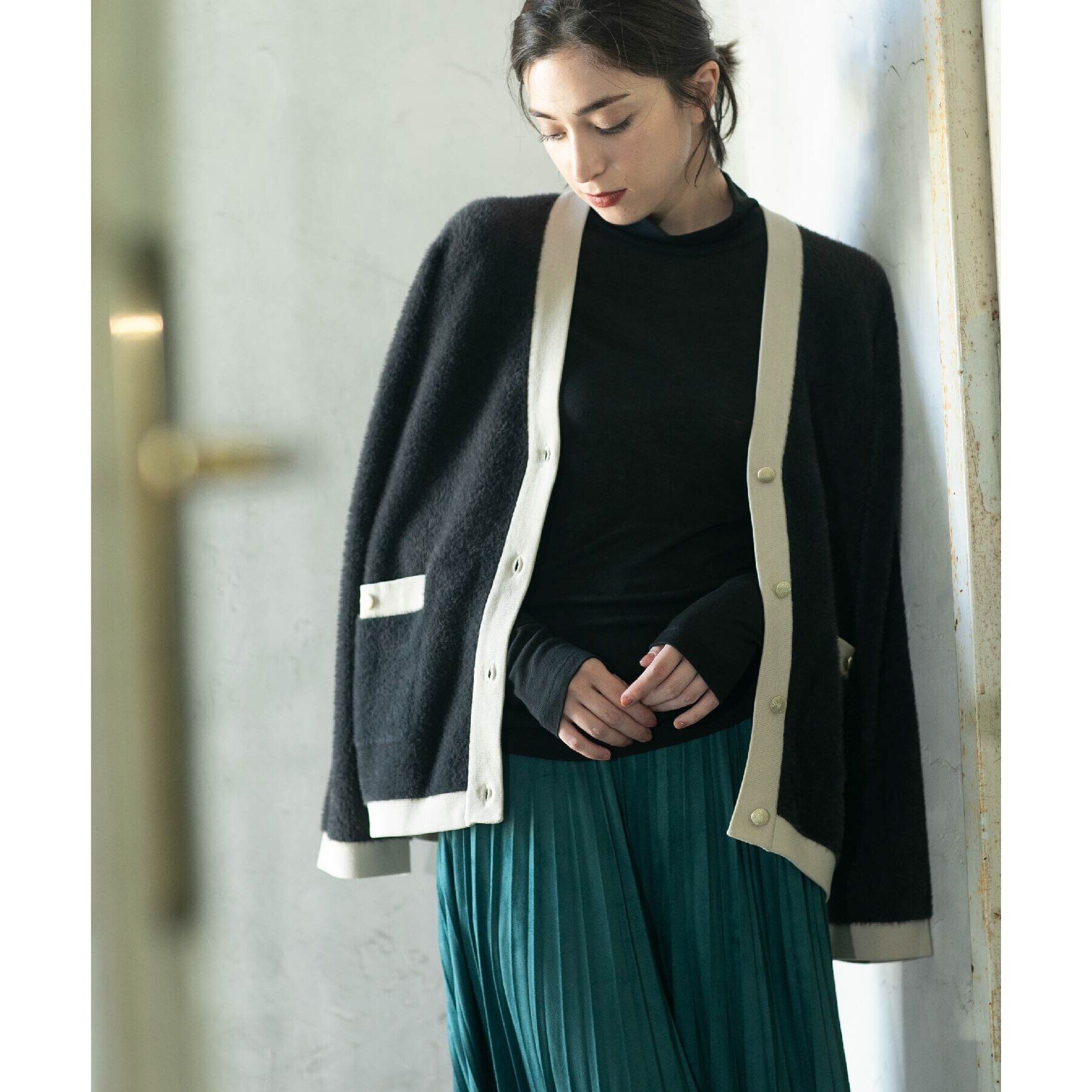 OPAQUE.CLIP「フェザーヤーン配色Vネックカーディガン【洗濯機洗い可】」|カーディガン|