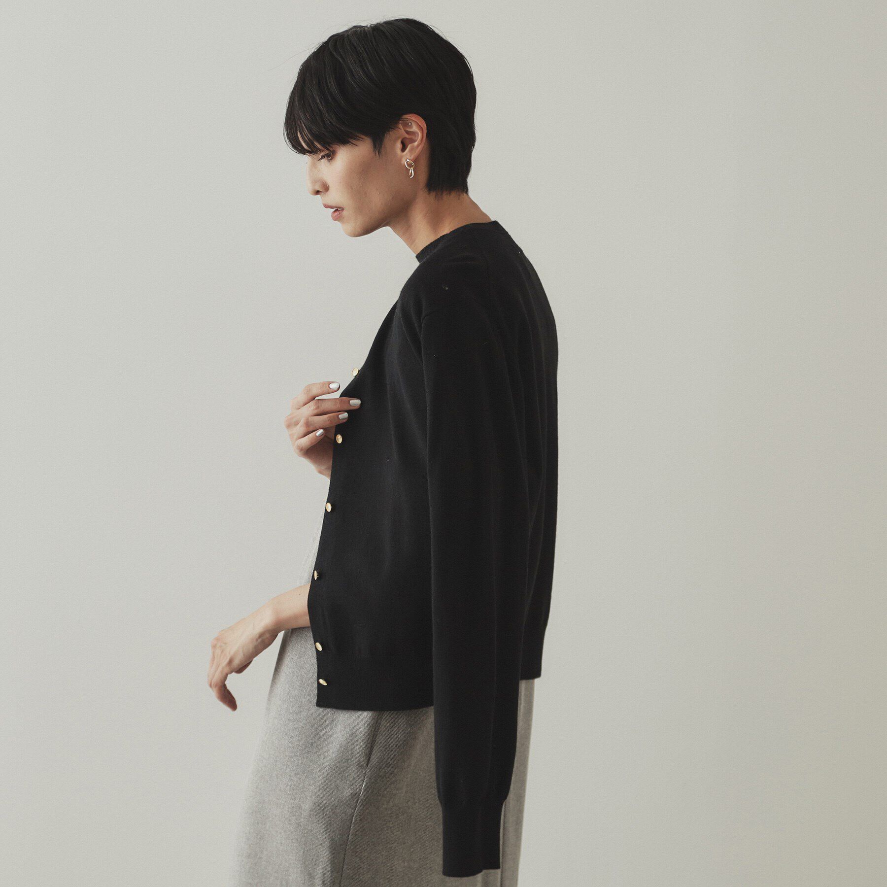 OPAQUE.CLIP「クルーネックニットカーディガン／FILIVIVI・フィルビビ【洗濯機洗い可】」|カーディガン|