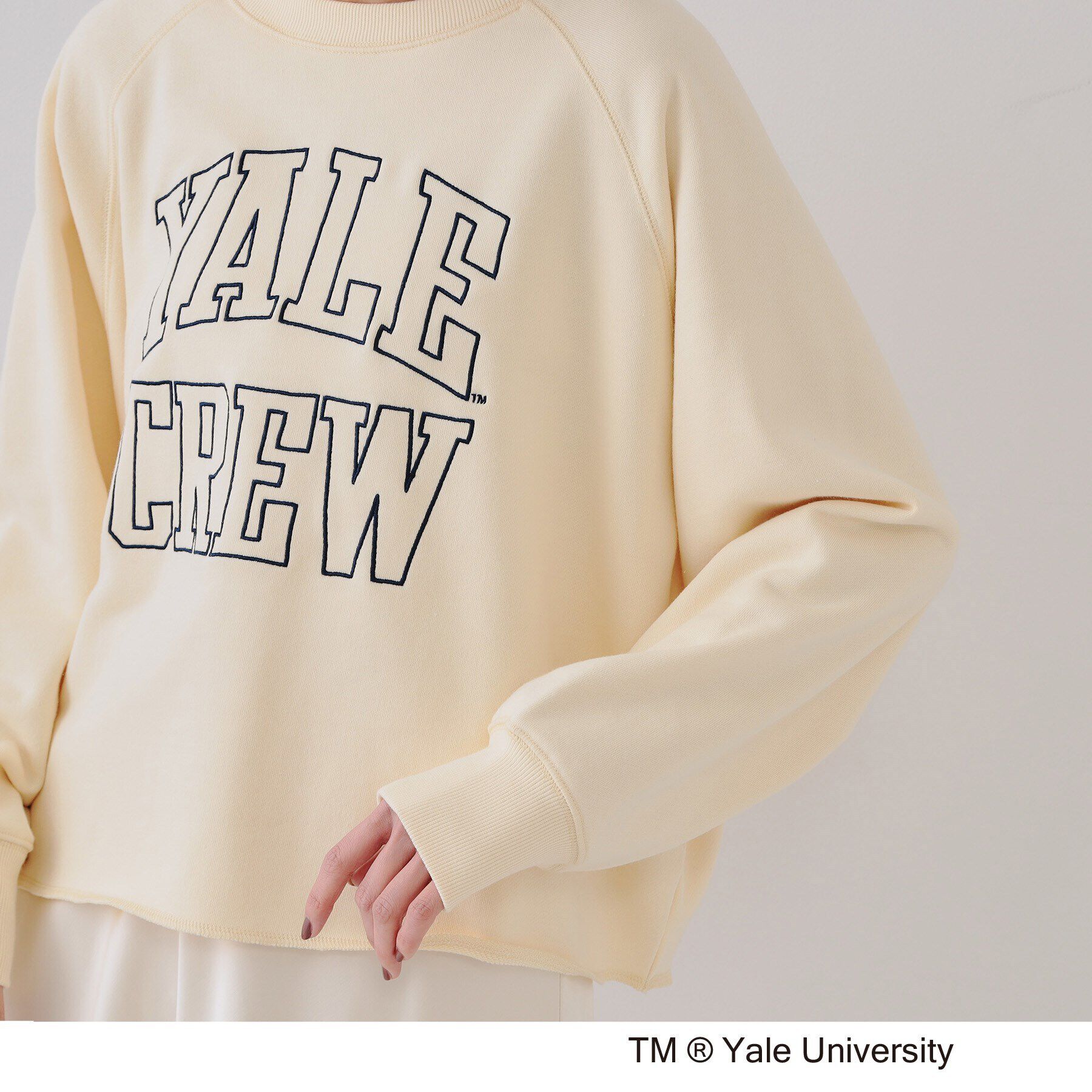 OPAQUE.CLIP「カレッジロゴ スウェットプルオーバー」|パーカー|