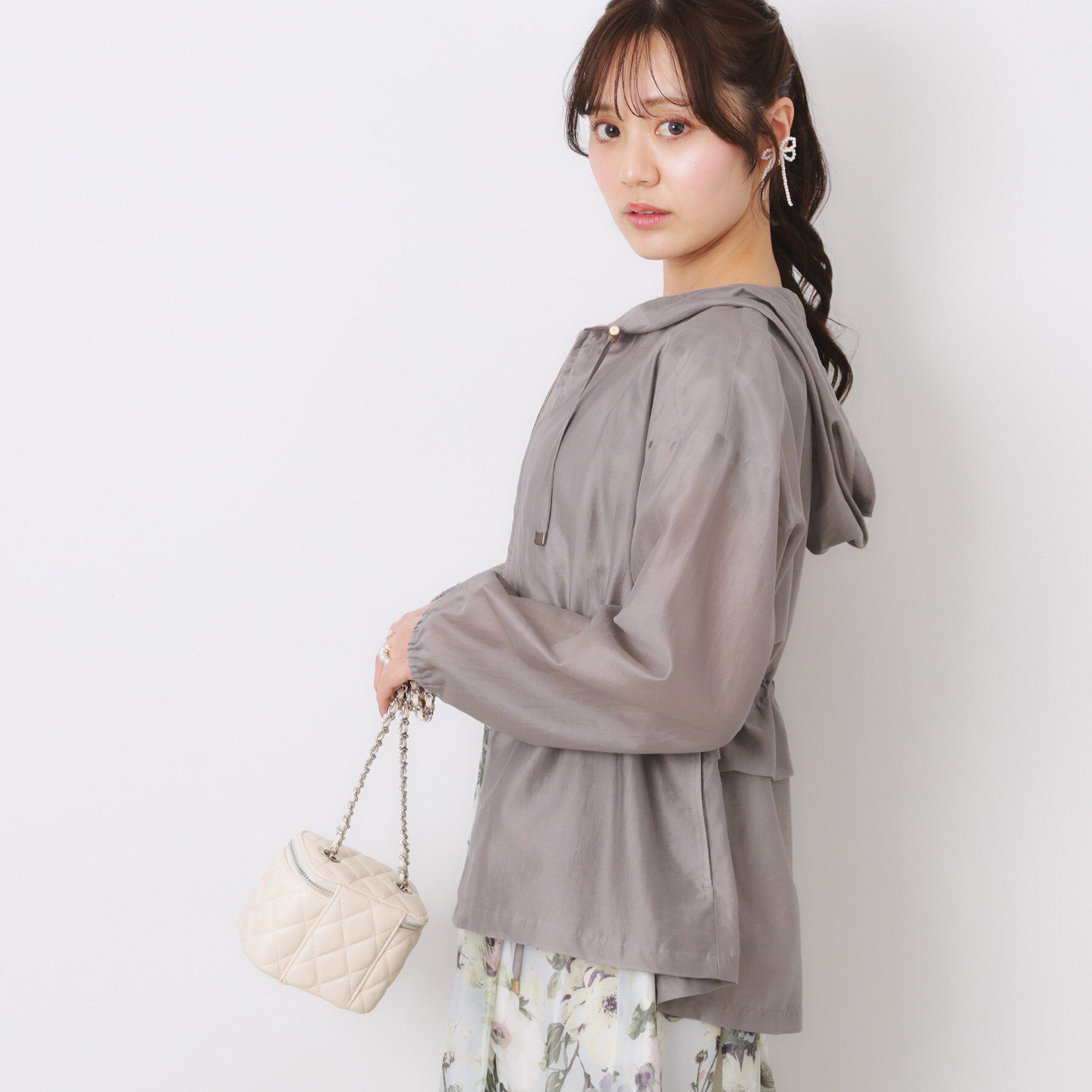 Couture broach「【オシャレな透け感・ペプラム】愛されシアーマンパ」|ブルゾン・スタジャン|