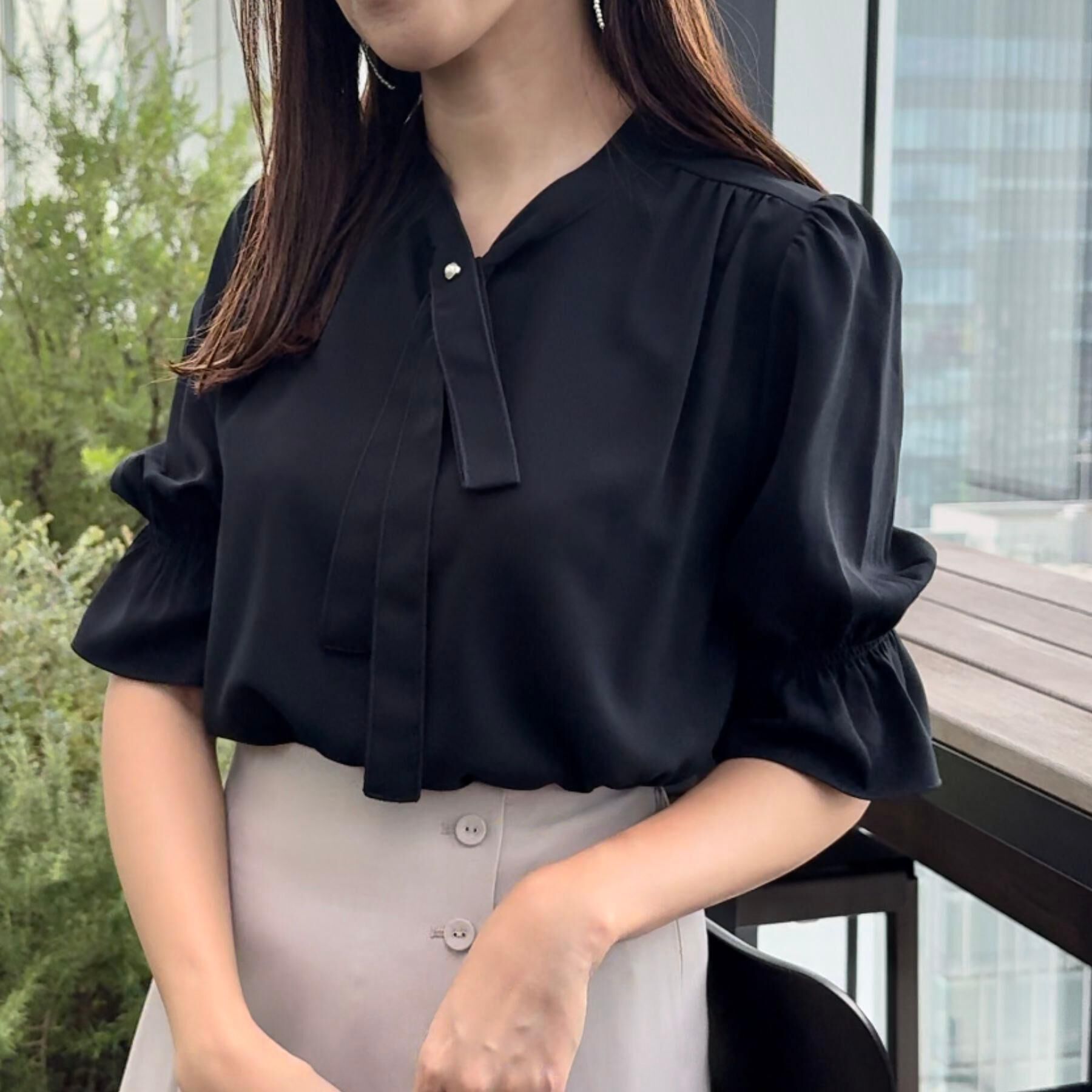 Couture broach「【大人可愛い・5分袖・通勤】デザインタイブラウス」|シャツ・ブラウス|