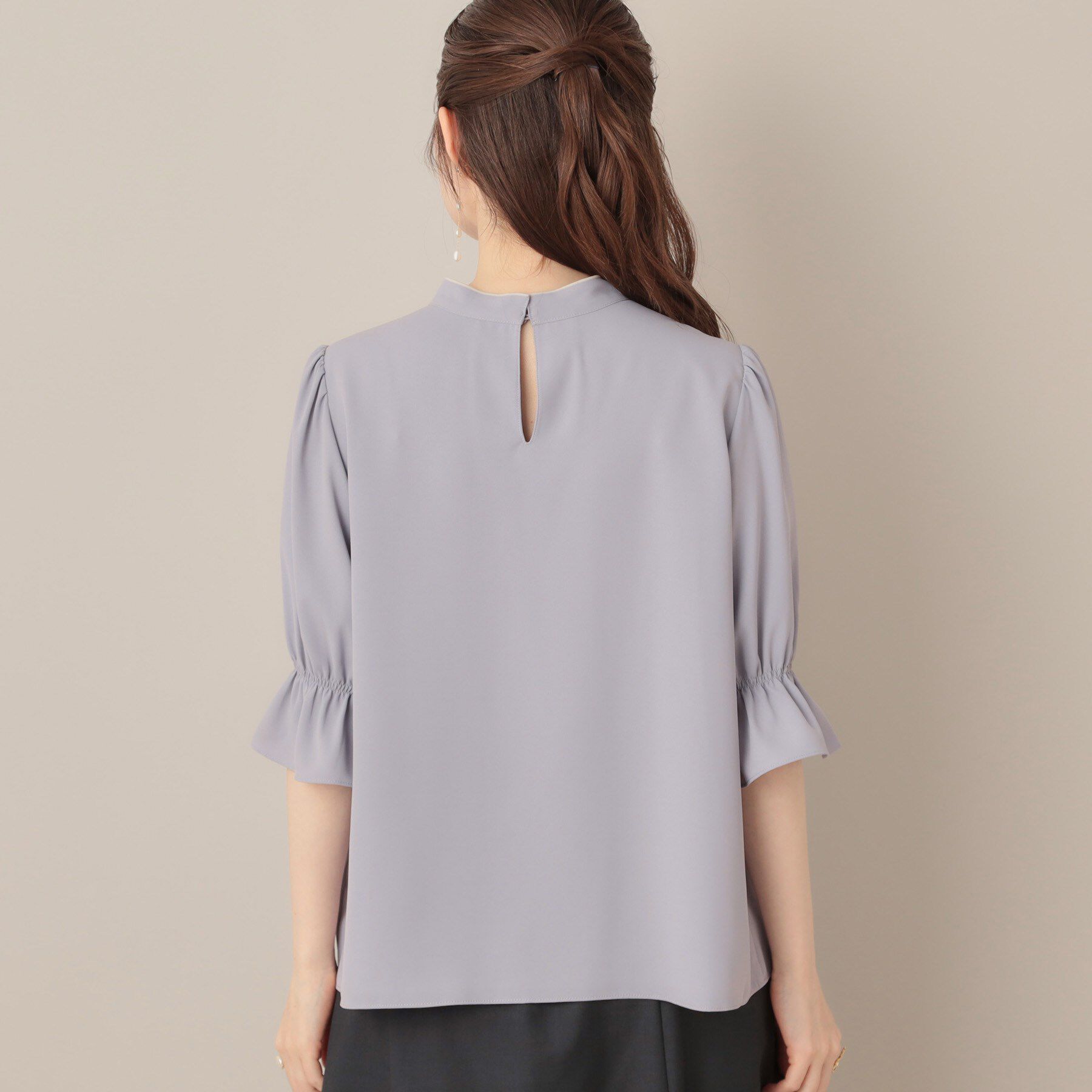 Couture broach「【大人可愛い・5分袖・通勤】デザインタイブラウス」|シャツ・ブラウス|