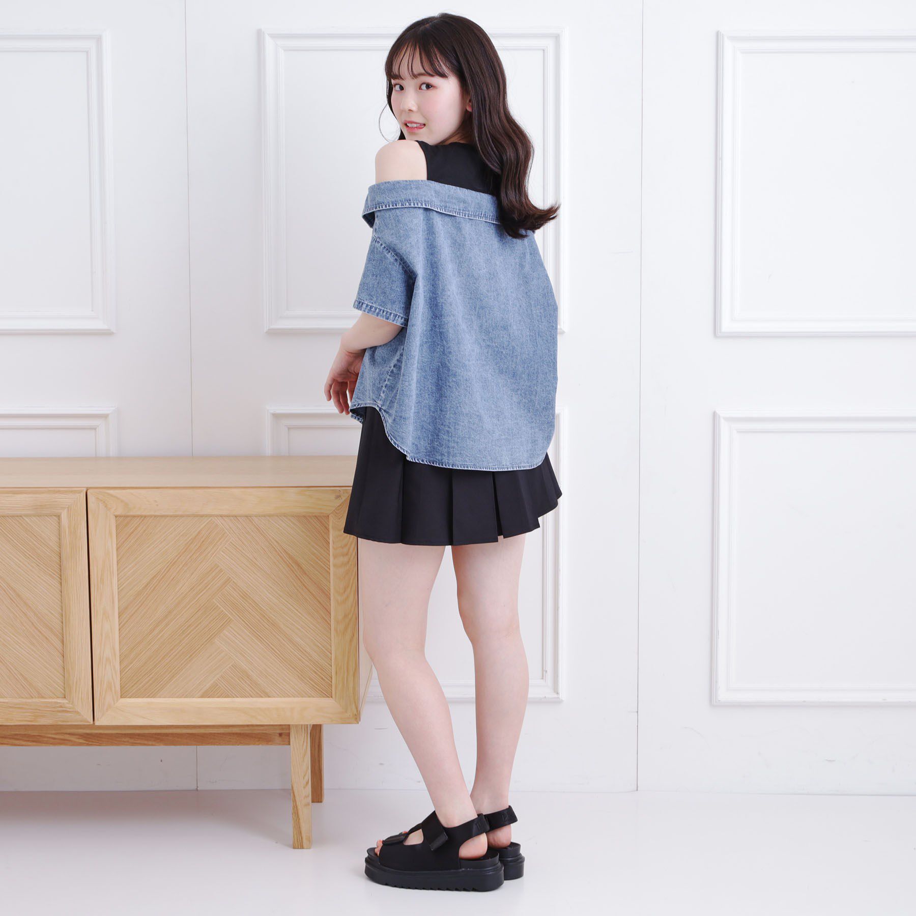 PINK-latte「肩あきデニムドッキングシャツ」|シャツ・ブラウス|