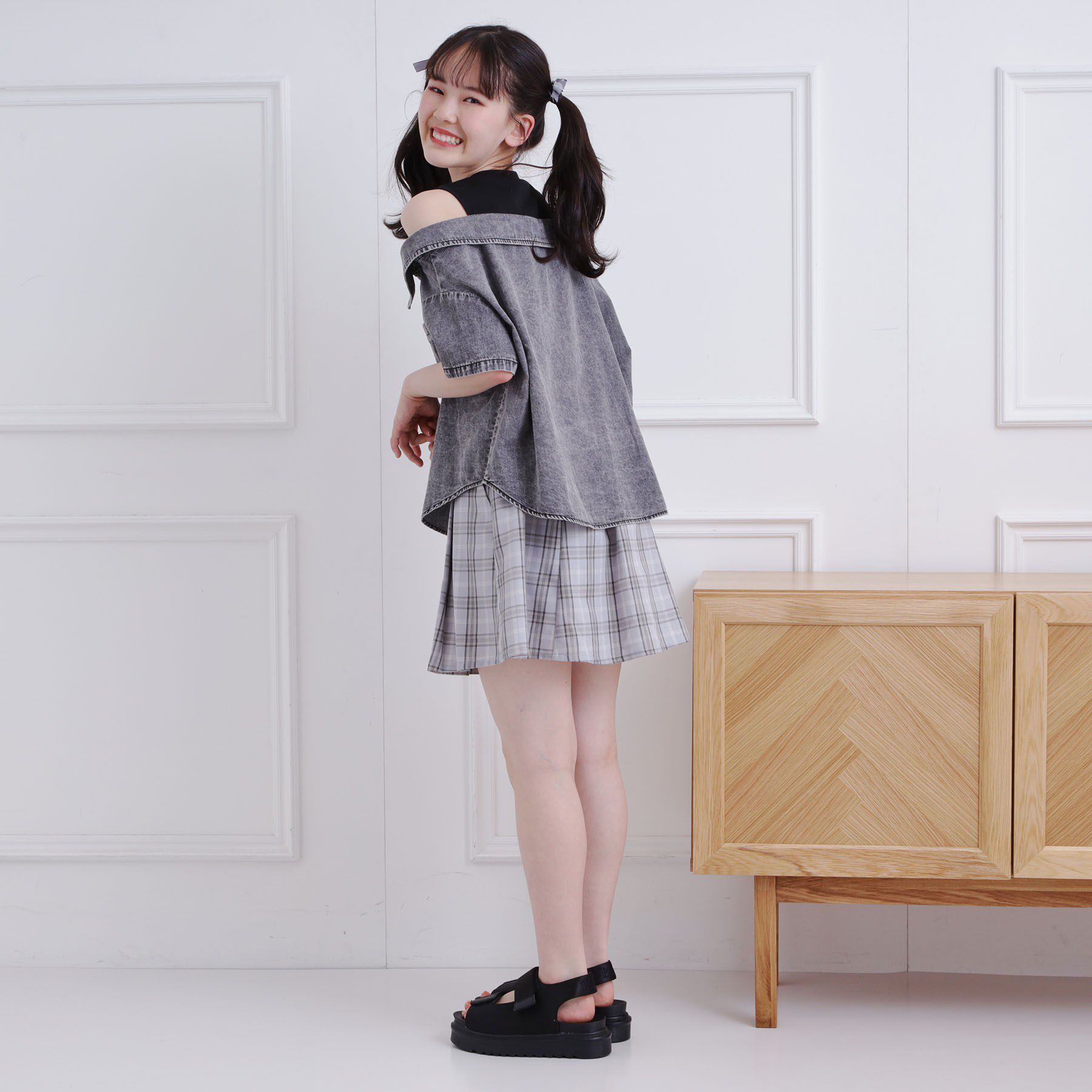 PINK-latte「肩あきデニムドッキングシャツ」|シャツ・ブラウス|