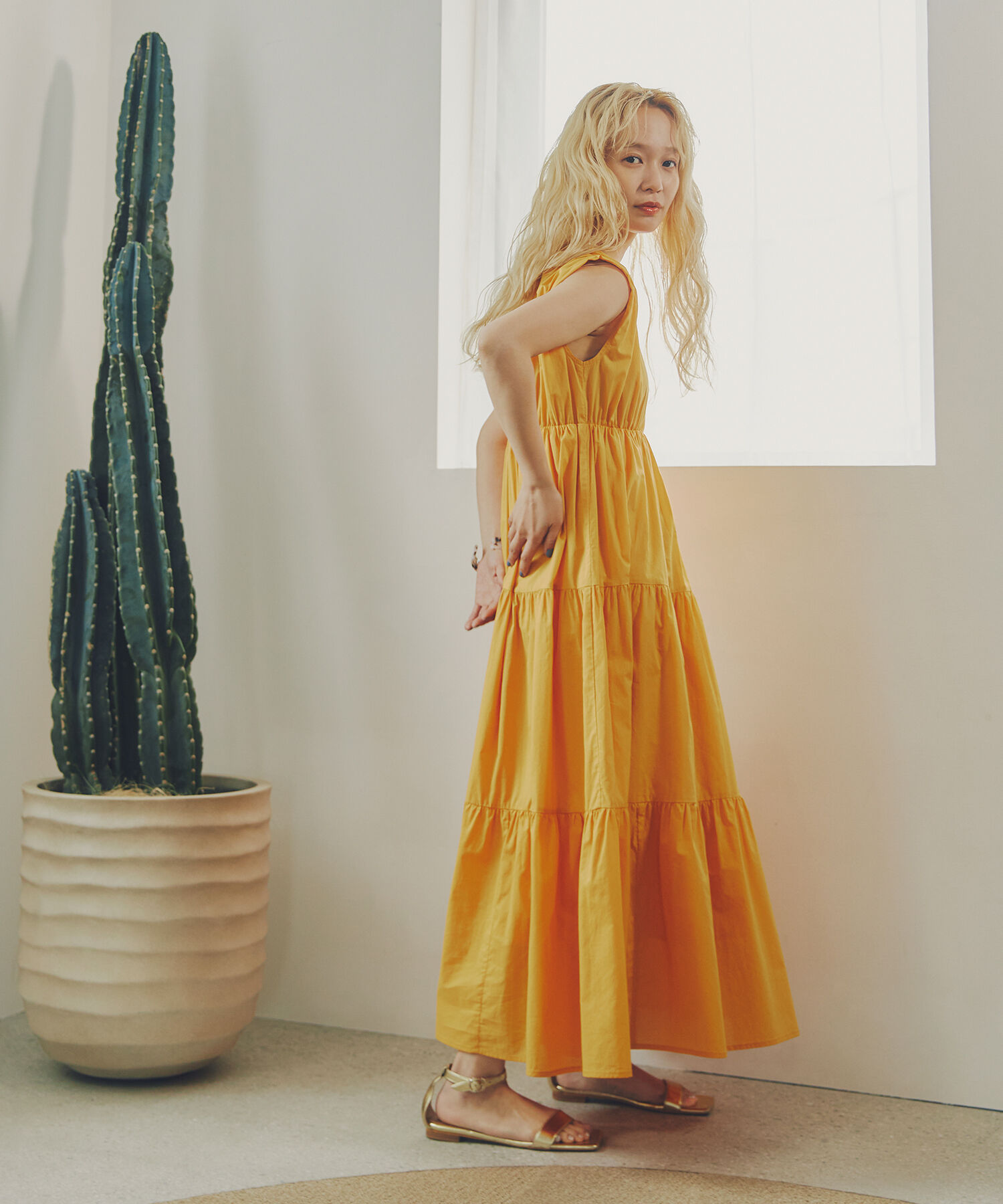  「コットンVネックティアードワンピース」|ワンピース|オレンジ