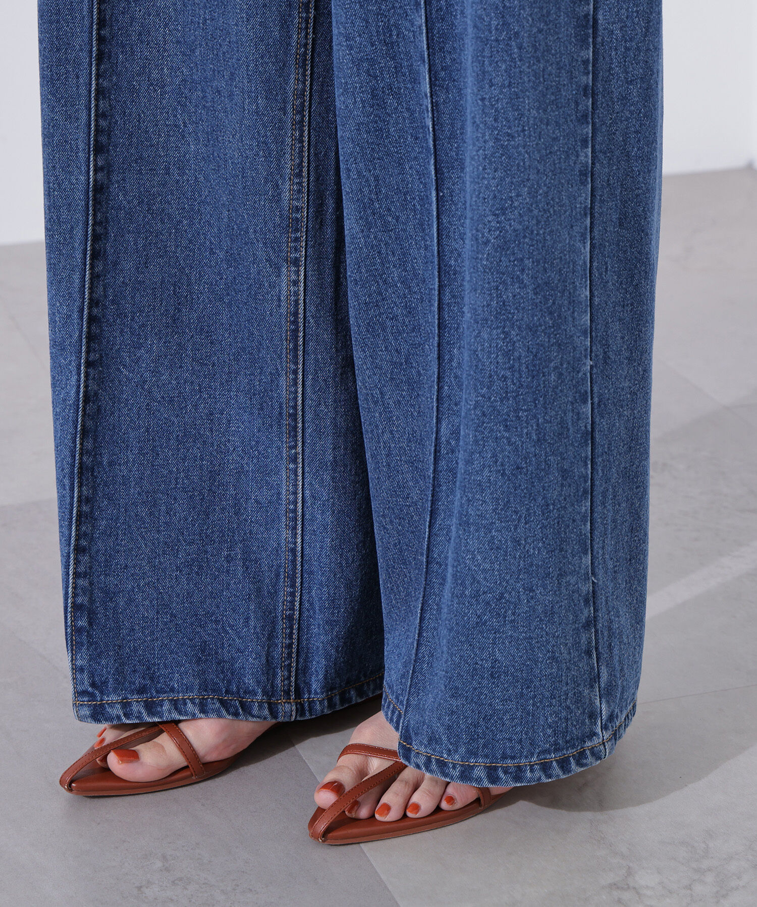  「ベルテッドワイドデニムパンツ」|その他|