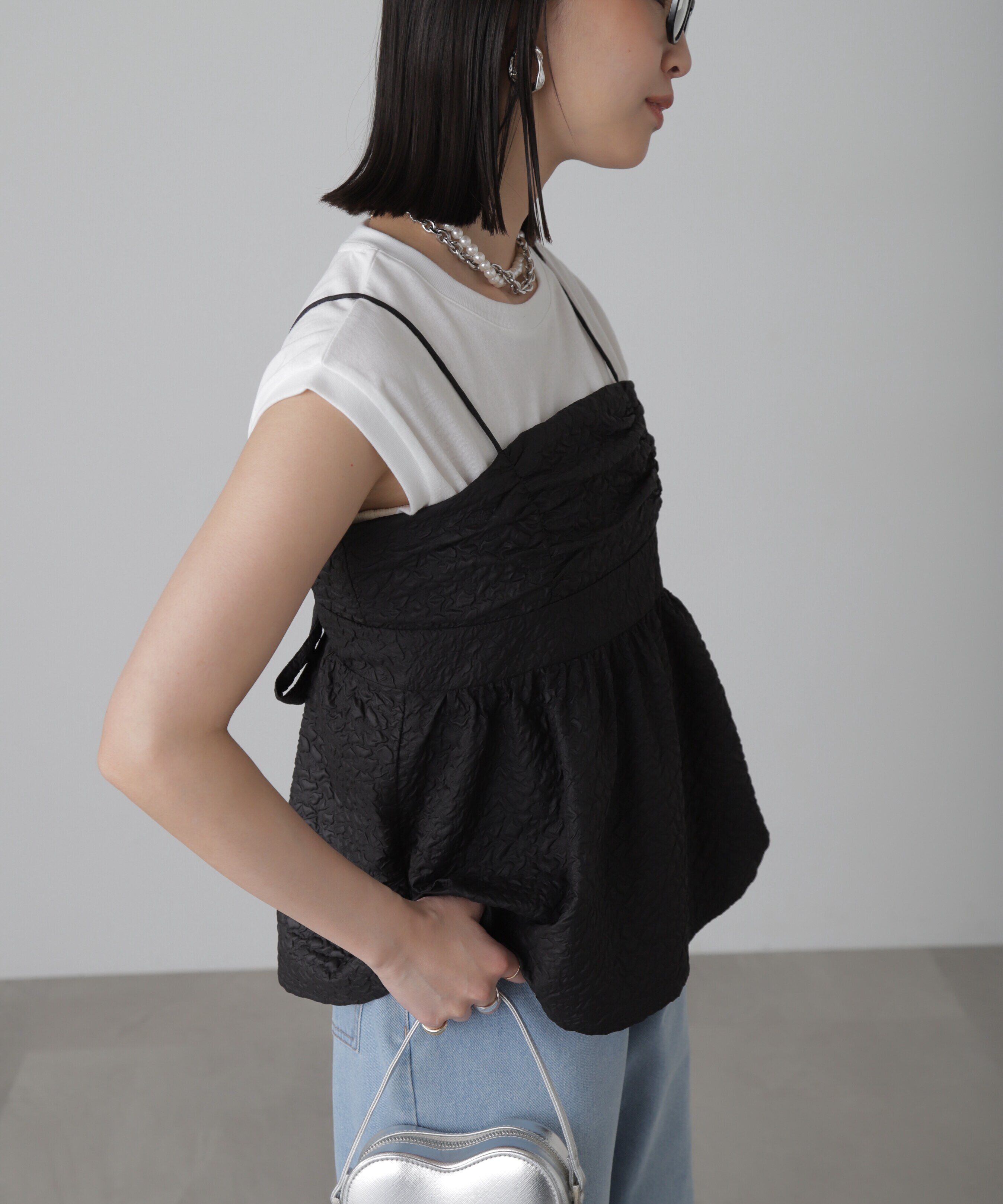  「エンボスシャーリングキャミソール」|シャツ・ブラウス|