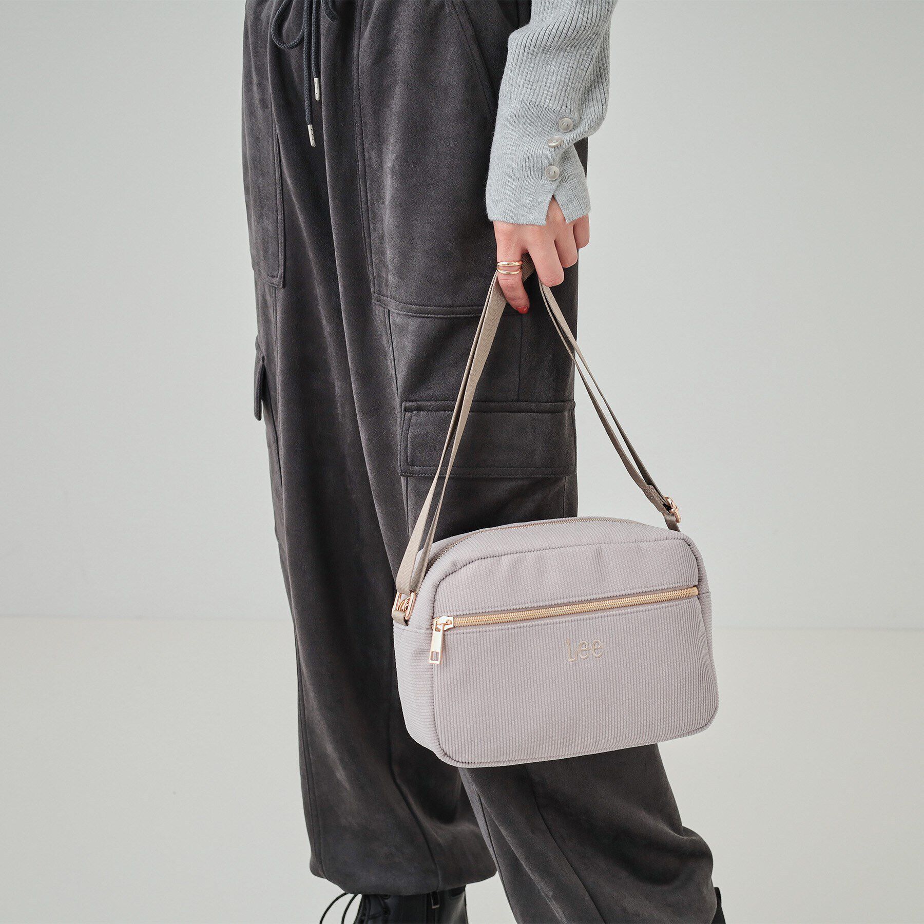 SHOO･LA･RUE「【Lee別注】フロントファスナーポケットショルダーバッグ」|ショルダー・メッセンジャー|