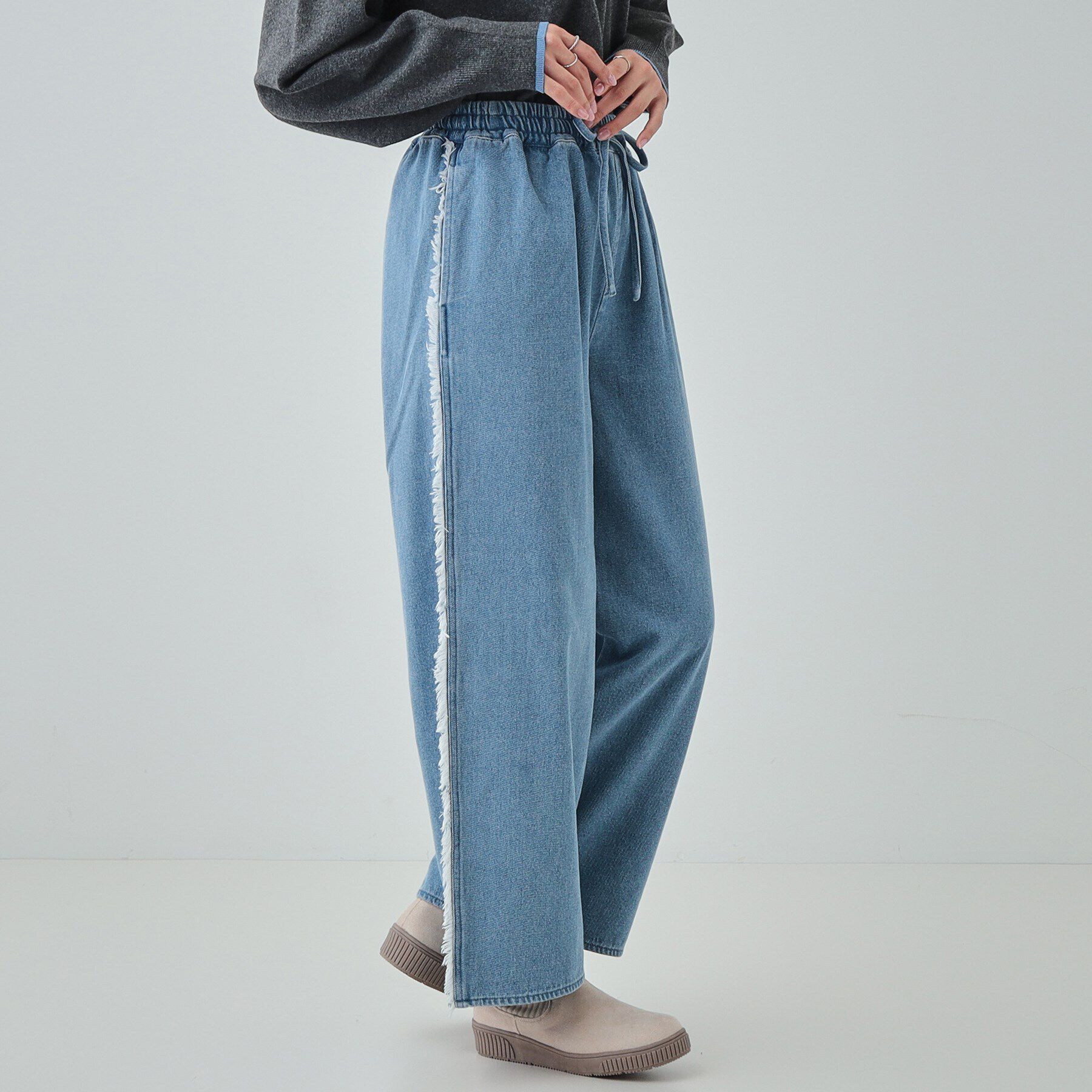 SHOO･LA･RUE「【あったか裏起毛】サイドフリンジがアクセント イージーデニムパンツ」|デニム|ブルー(091)