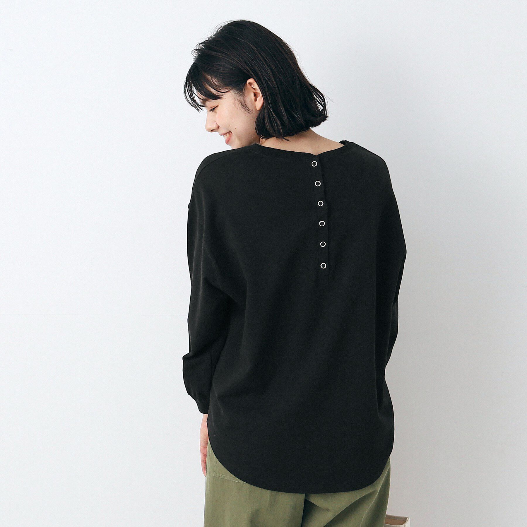 Dessin「【360度可愛い・洗える】バックヘンリーネックカットソー（XS～L）」|Tシャツ・カットソー|ブラック(019)