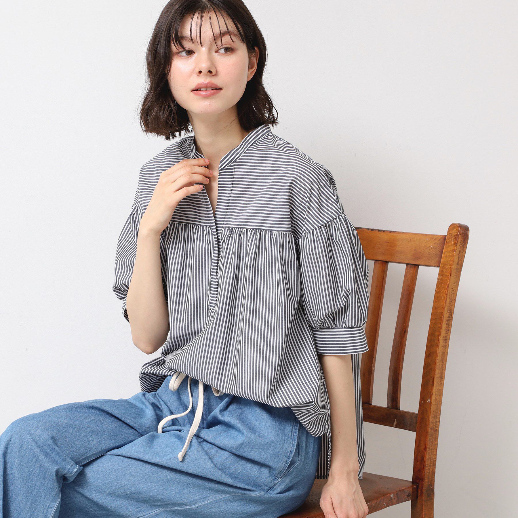 Dessin「【洗える・4サイズ展開】フロントスリット五分袖ブラウス（XS～L）」|シャツ・ブラウス|