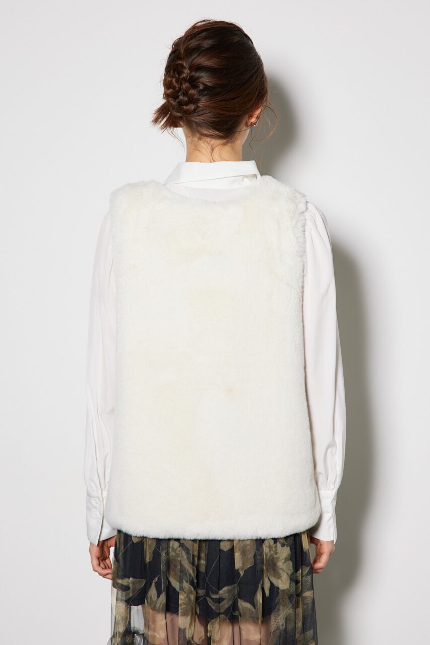 rienda「リュクシーフェイクファージレ」|ダウンベスト・ベスト|