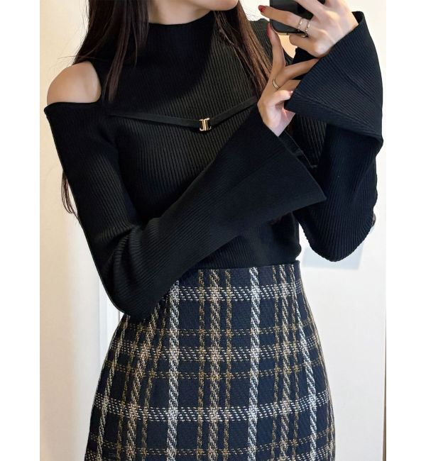 MERCURYDUO「ショルダースリットナローストラップニット」|ニット・セーター|