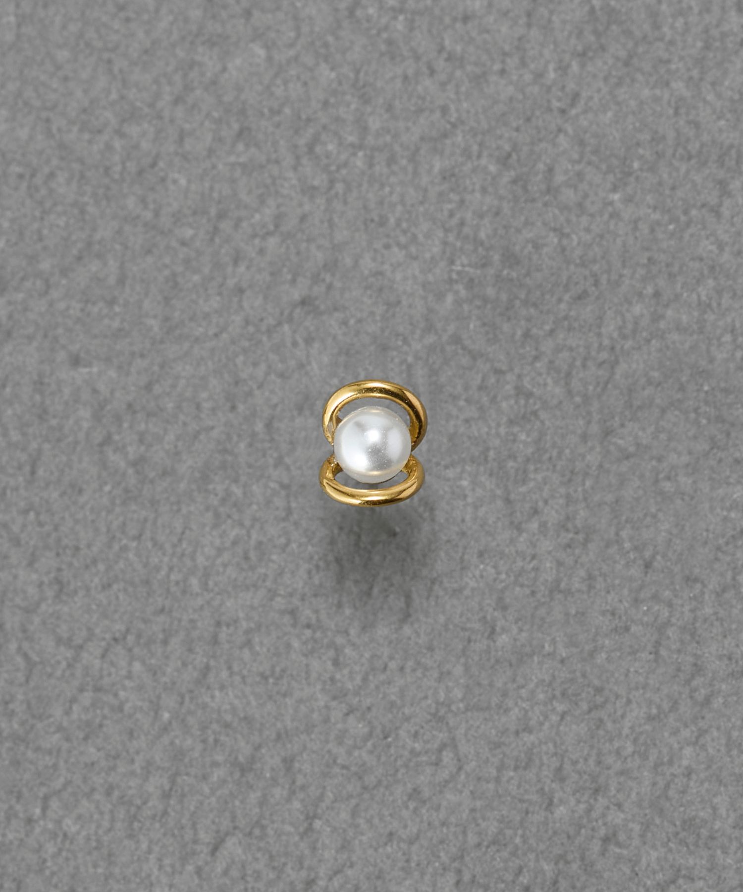 Phoebe「【金属アレルギー対応】プチメタルパールピアス(片耳)/サージカルステンレス」|ピアス|ホワイト