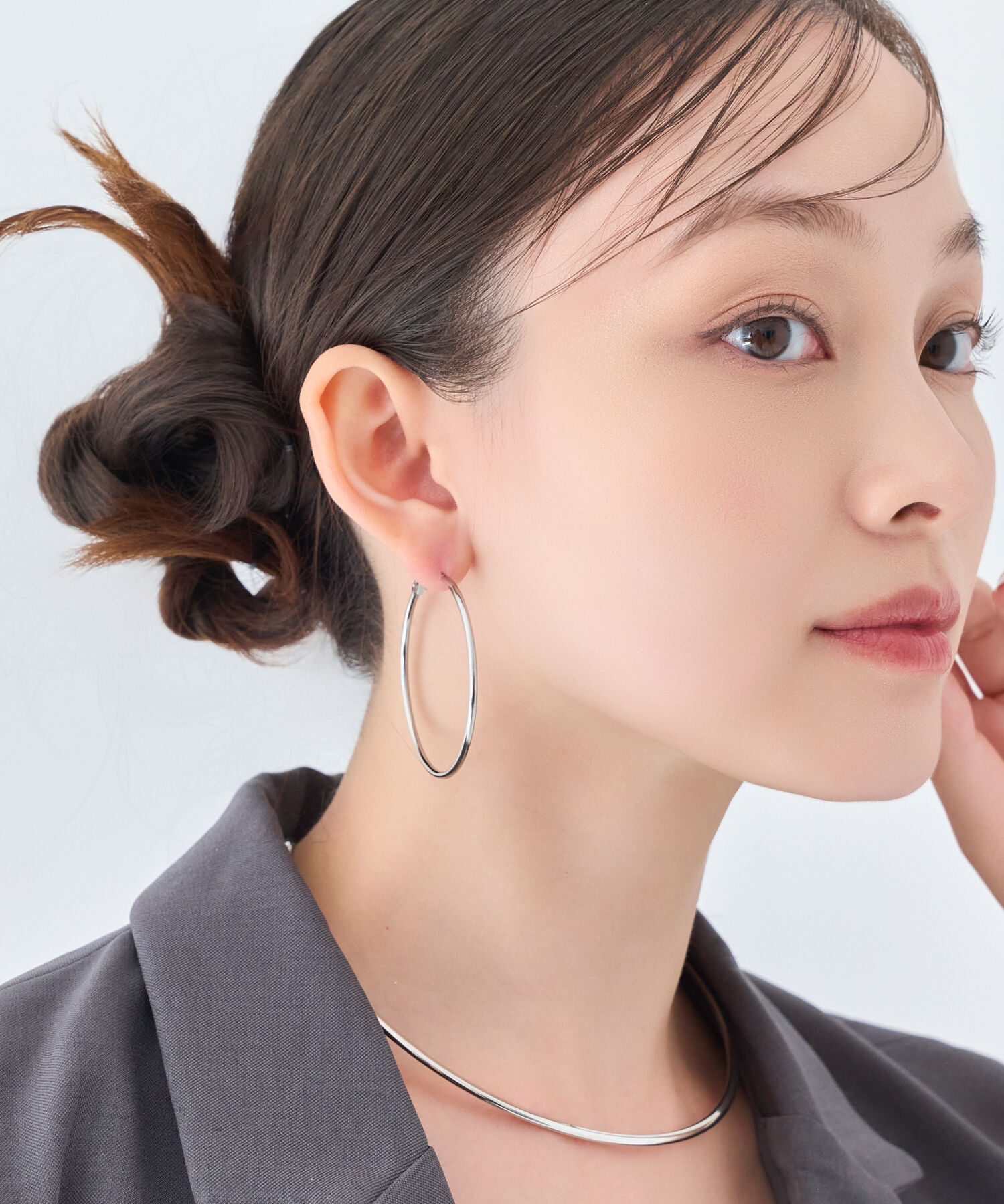 Phoebe「【金属アレルギー対応】ライトフープピアス　シルバー/ステンレス/大振り」|ピアス|