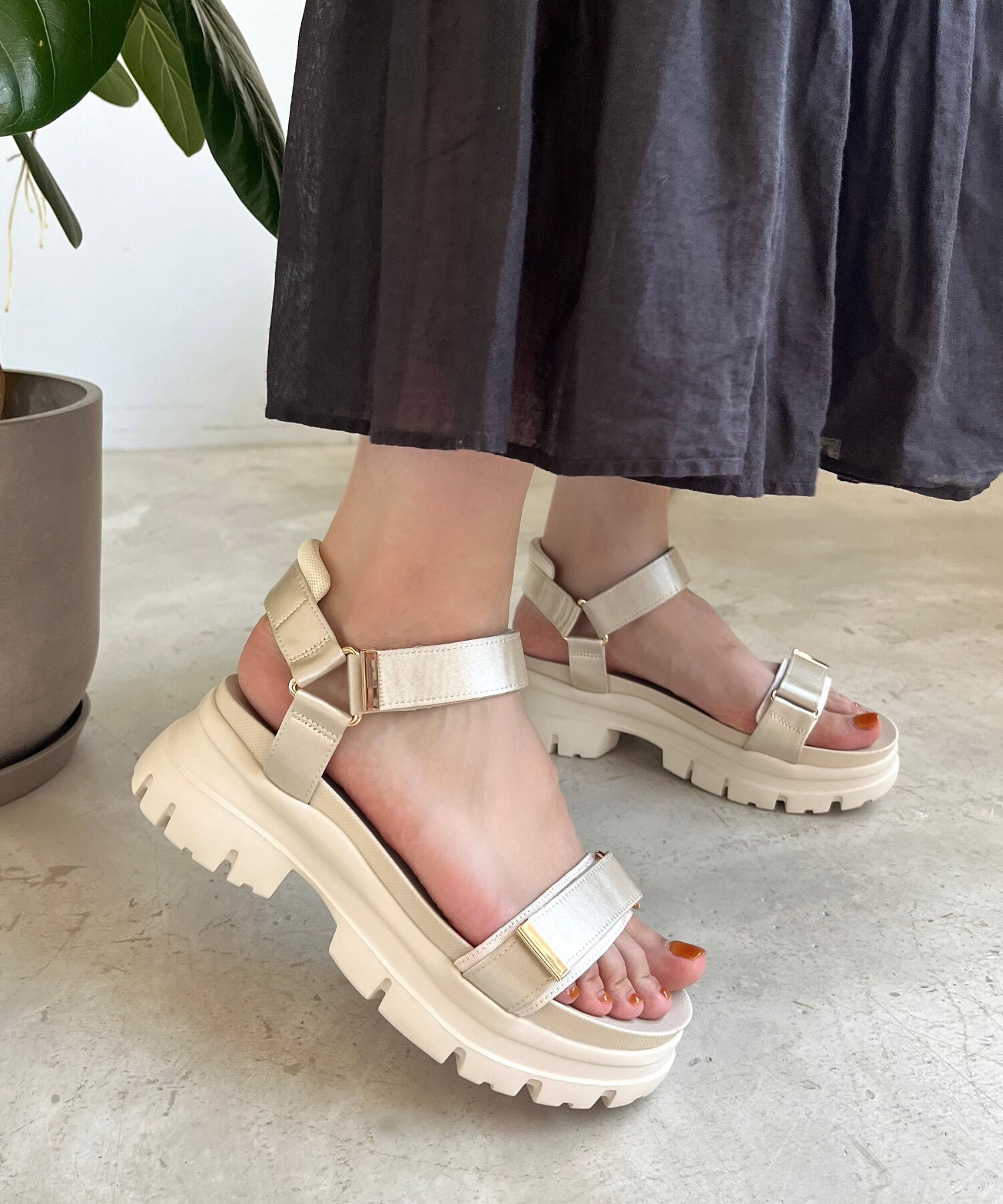 ORiental TRaffic「【アウトレット価格】サテンストラップ厚底サンダル/41215」|サンダル|WHITE