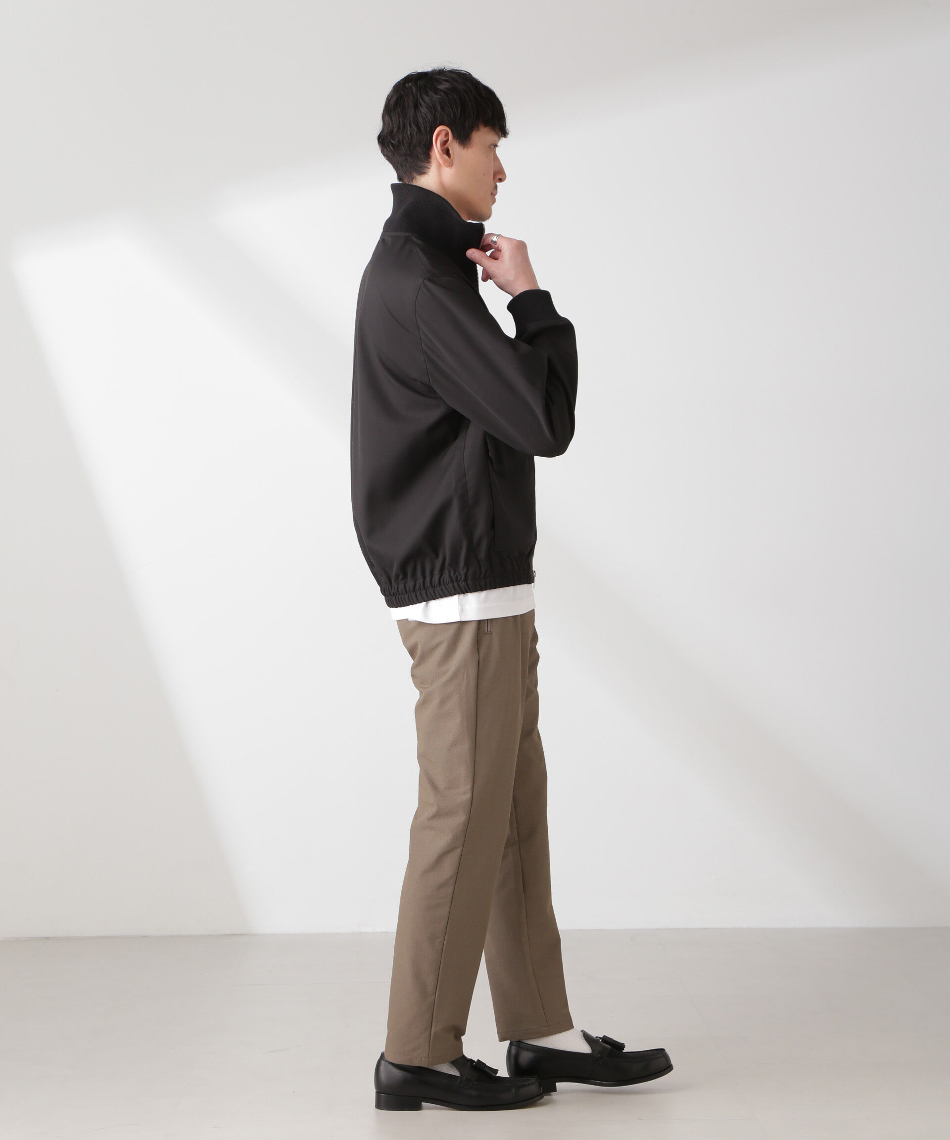 nano･universe「ハイストレッチスポーティーテーパードイージーパンツ」|チノ|