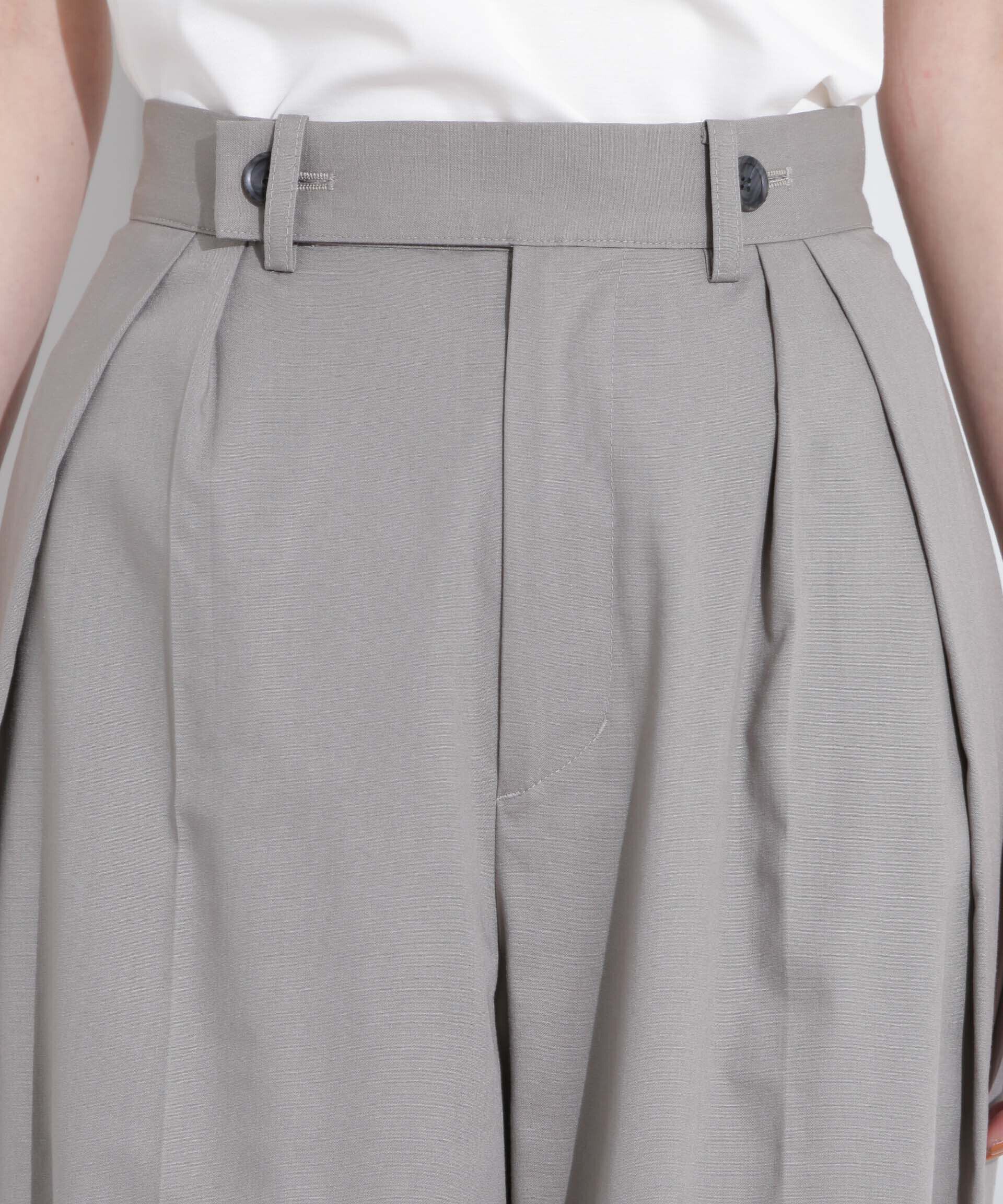 nano･universe「リネンストレッチタックコクーンパンツ」|チノ|