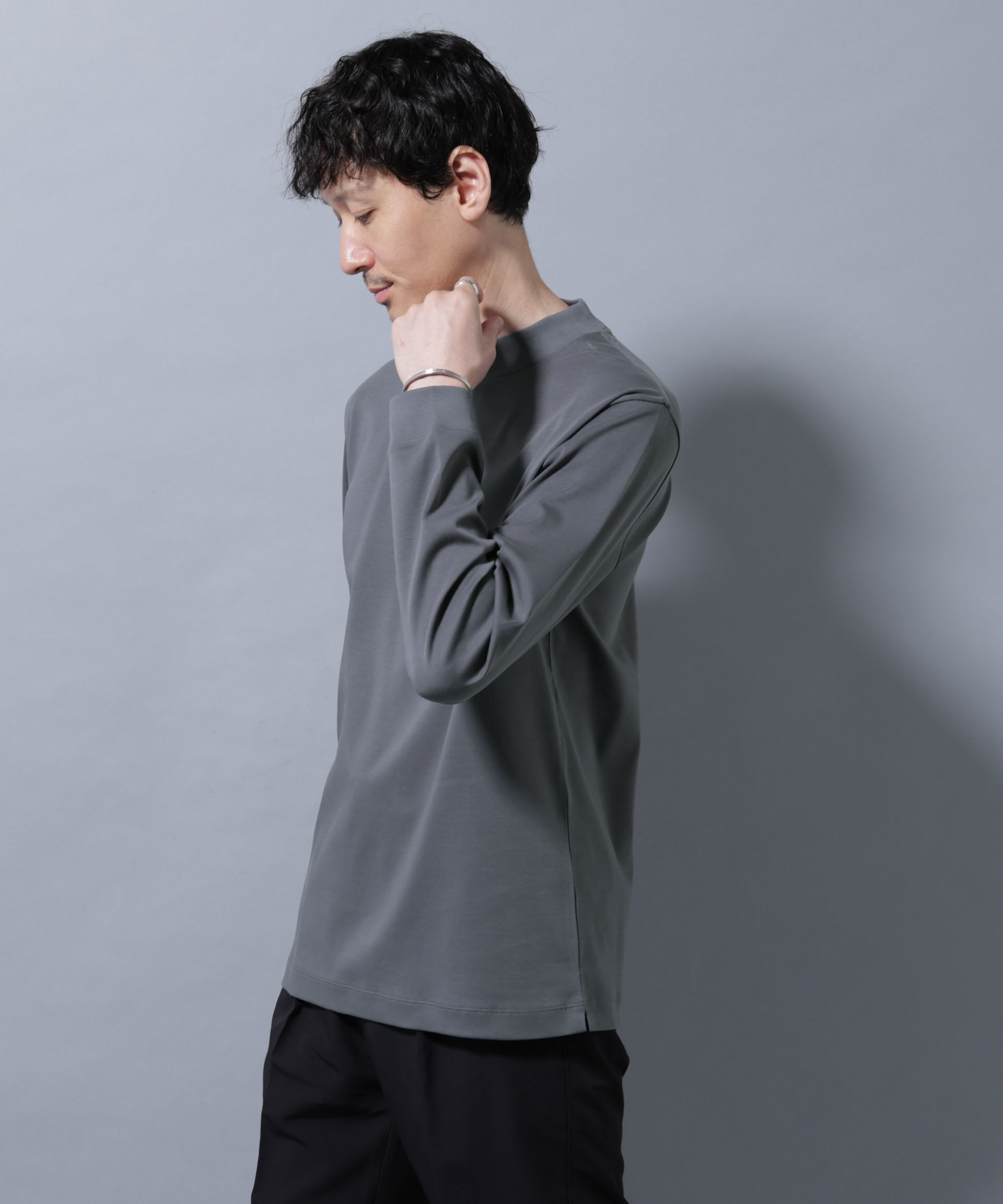 nano･universe「アンチスメルモックネックTシャツ 長袖」|Tシャツ・カットソー|