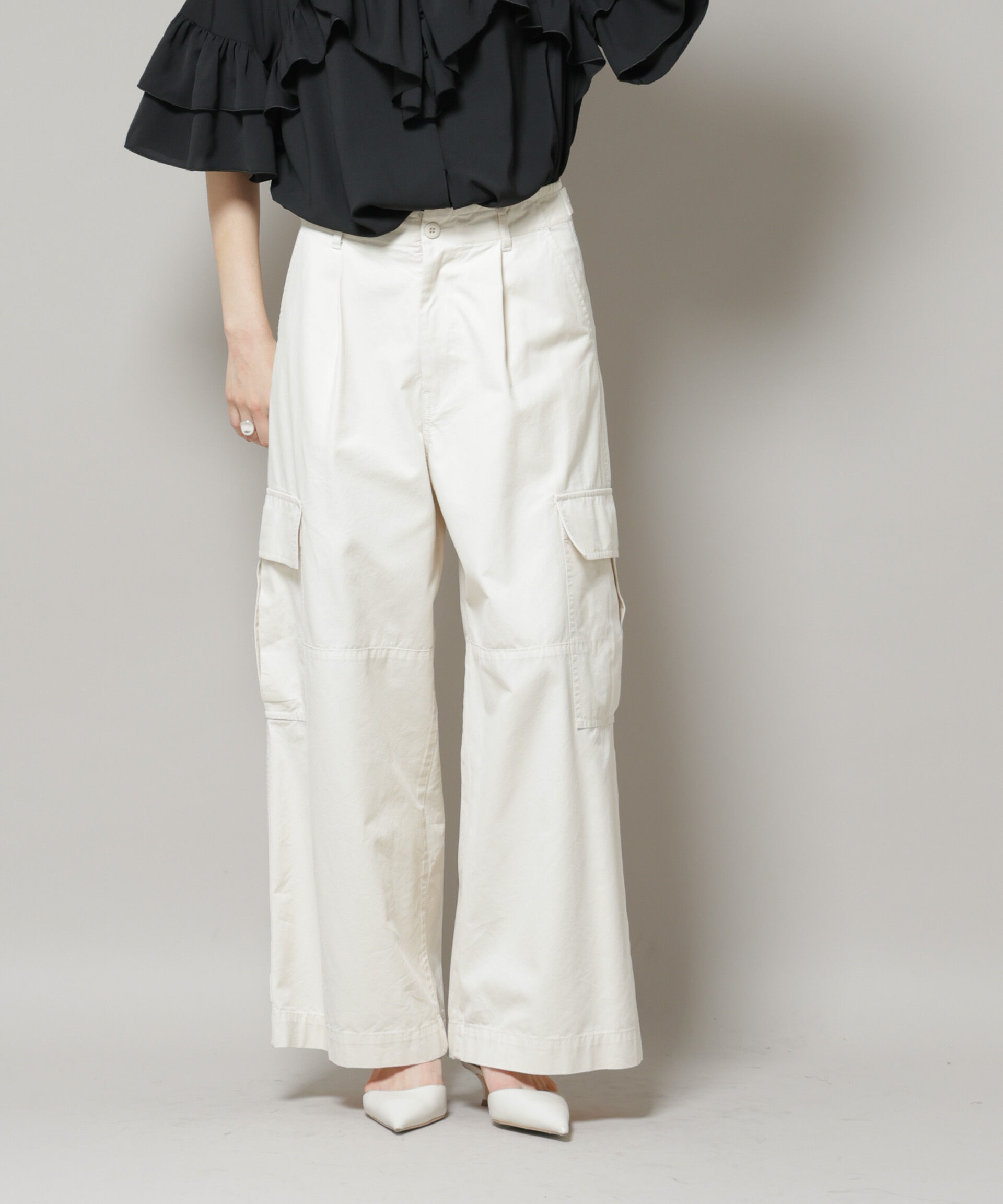 nano･universe「サイドポケットワイドチノパンツ」|チノ|オフホワイト1