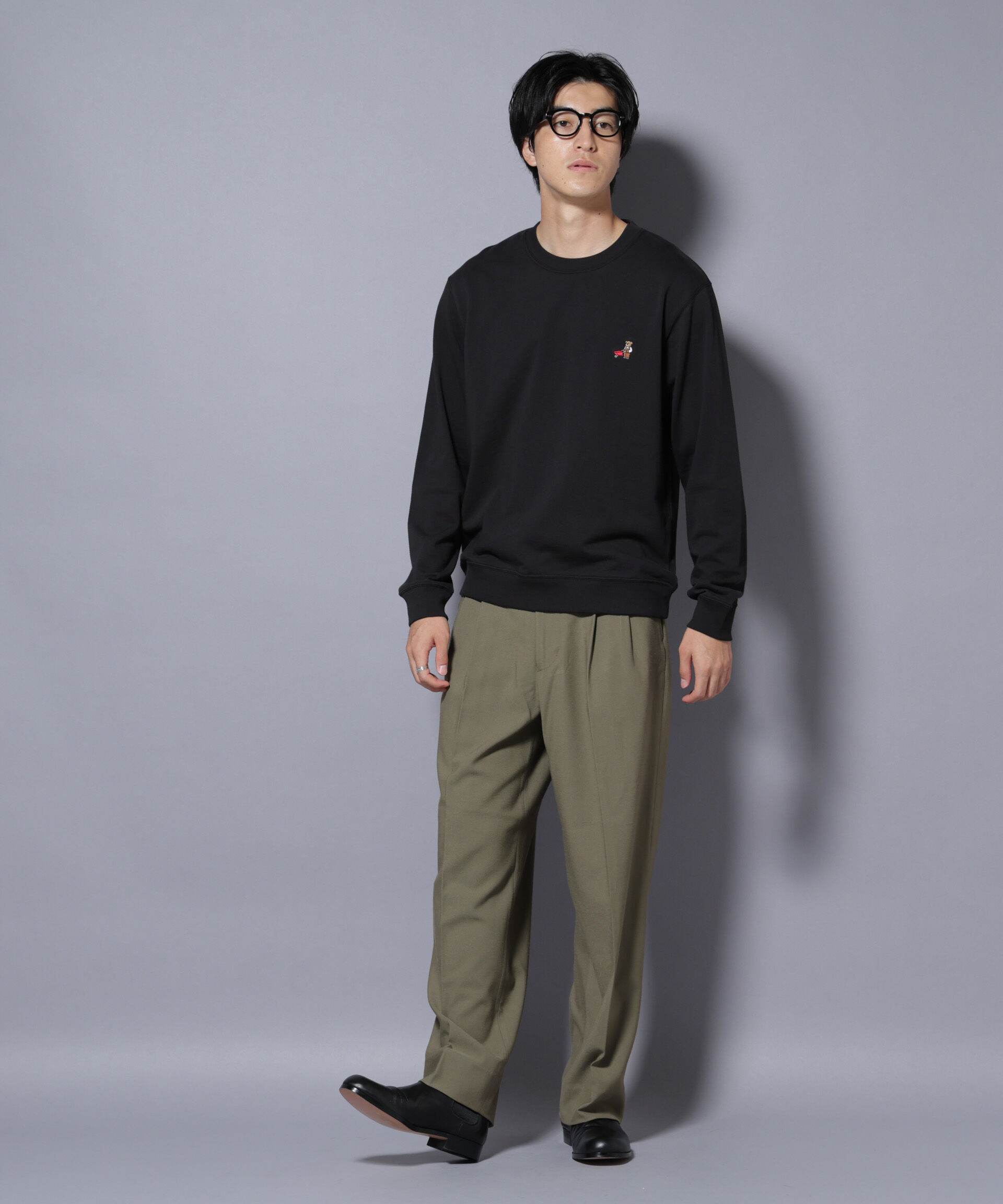 nano･universe「2タックテーパードスラックス」|チノ|