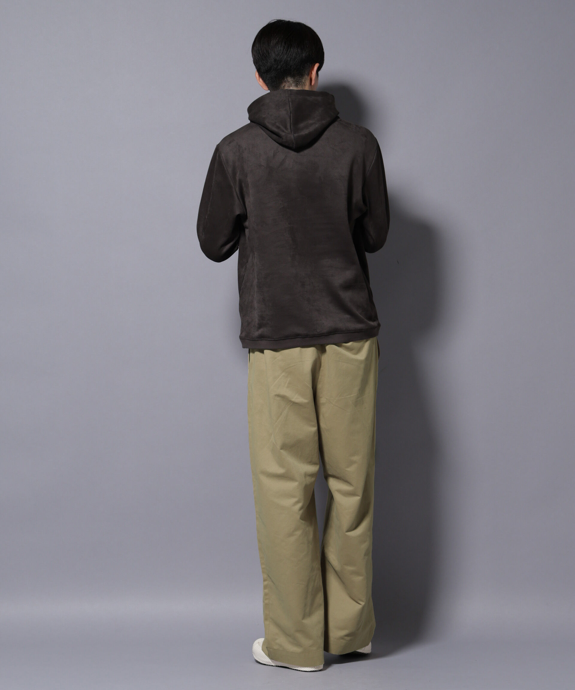 nano･universe「オイルドライクバギーパンツ」|チノ|