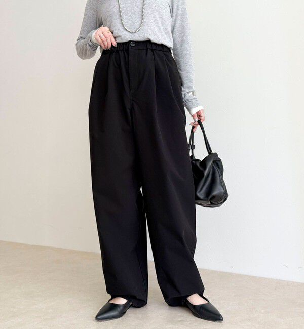 fredy emue「2タックバレルパンツ」|チノ|